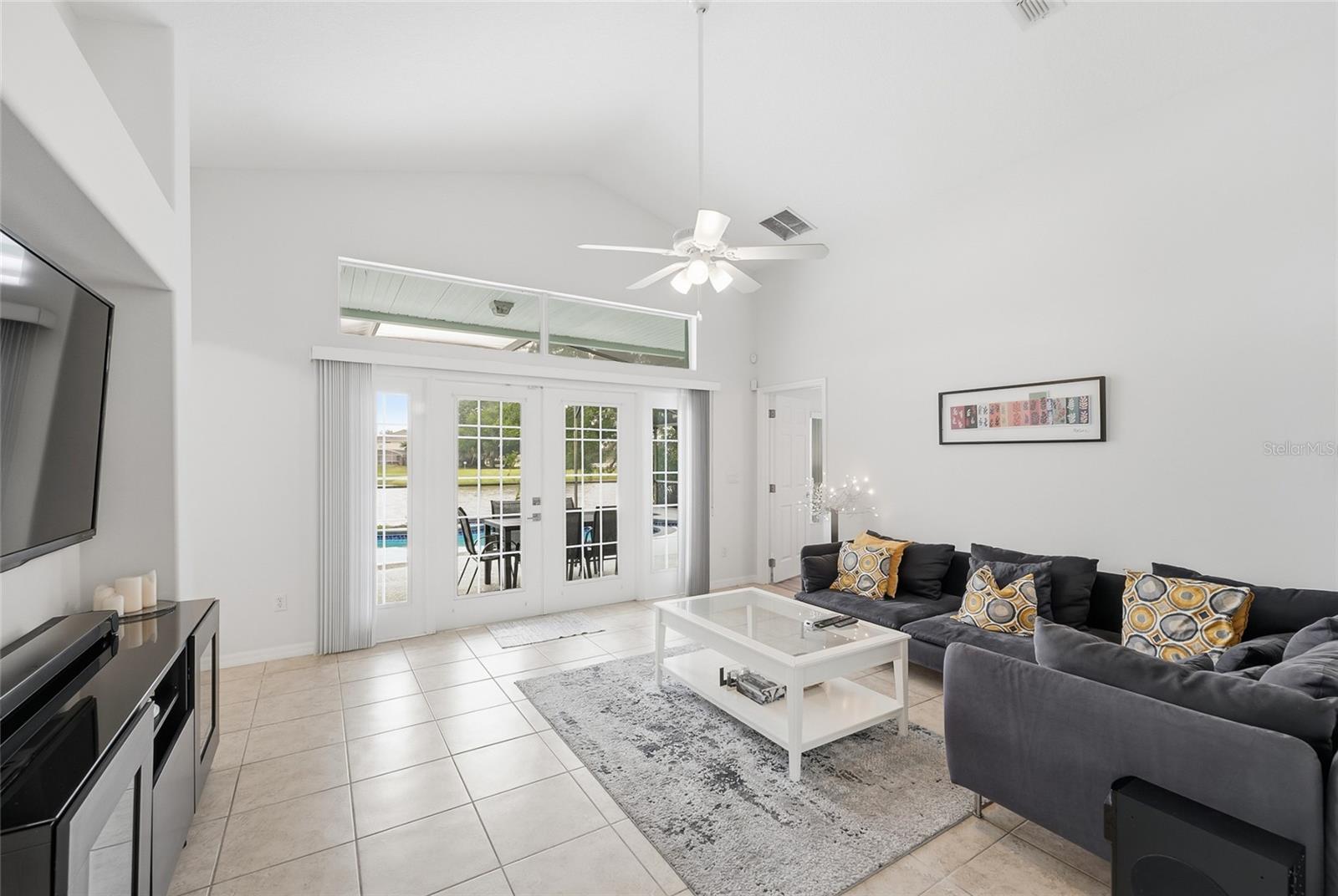 Image 12 of 28 For 748 Stonewyk Way