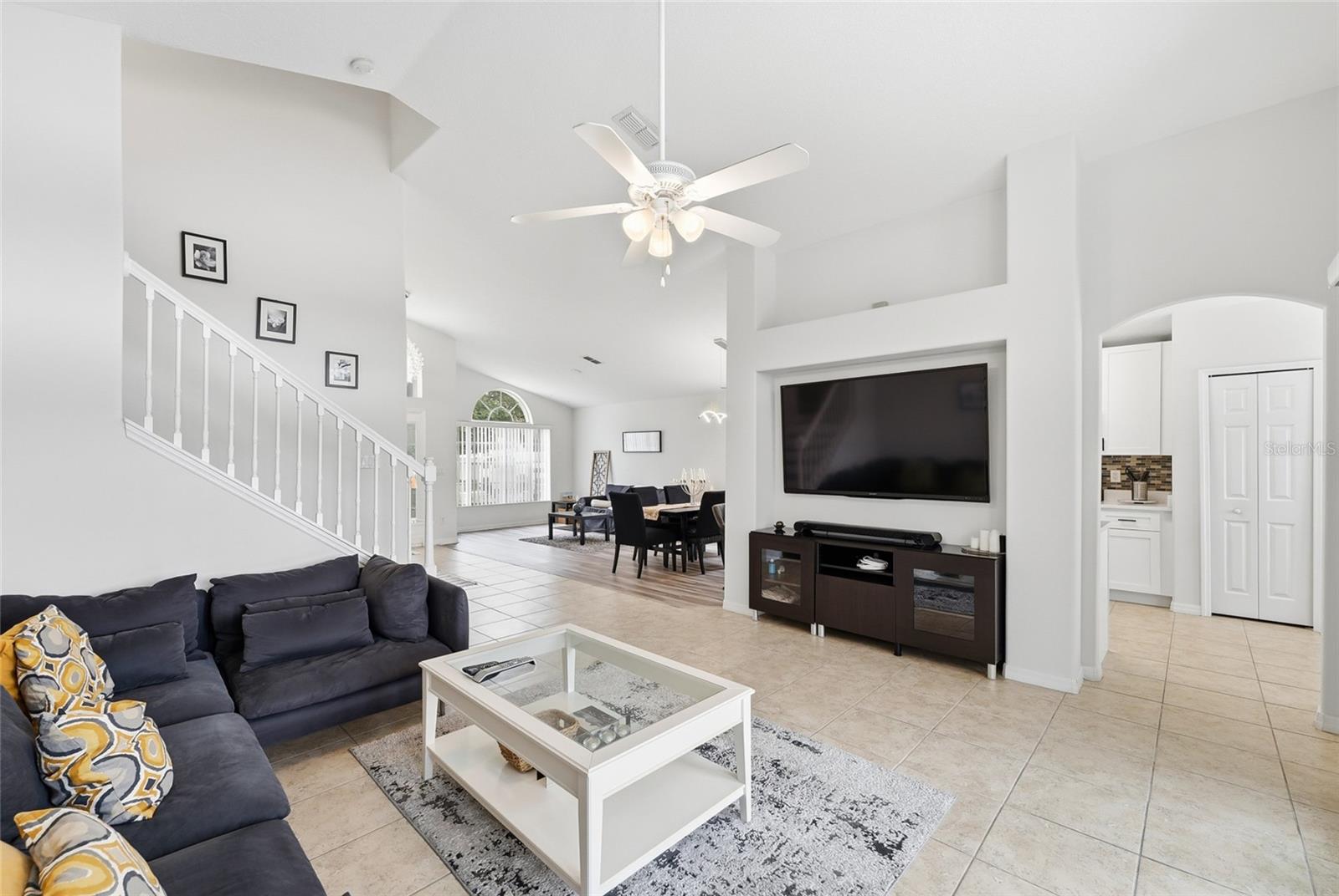 Image 13 of 28 For 748 Stonewyk Way