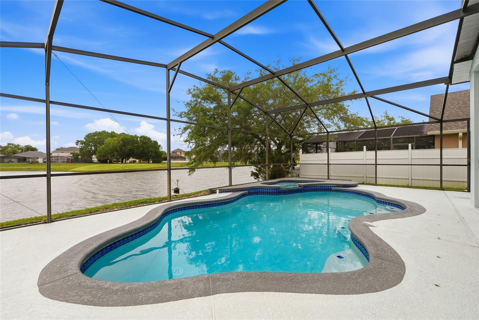 Image 24 of 28 For 748 Stonewyk Way