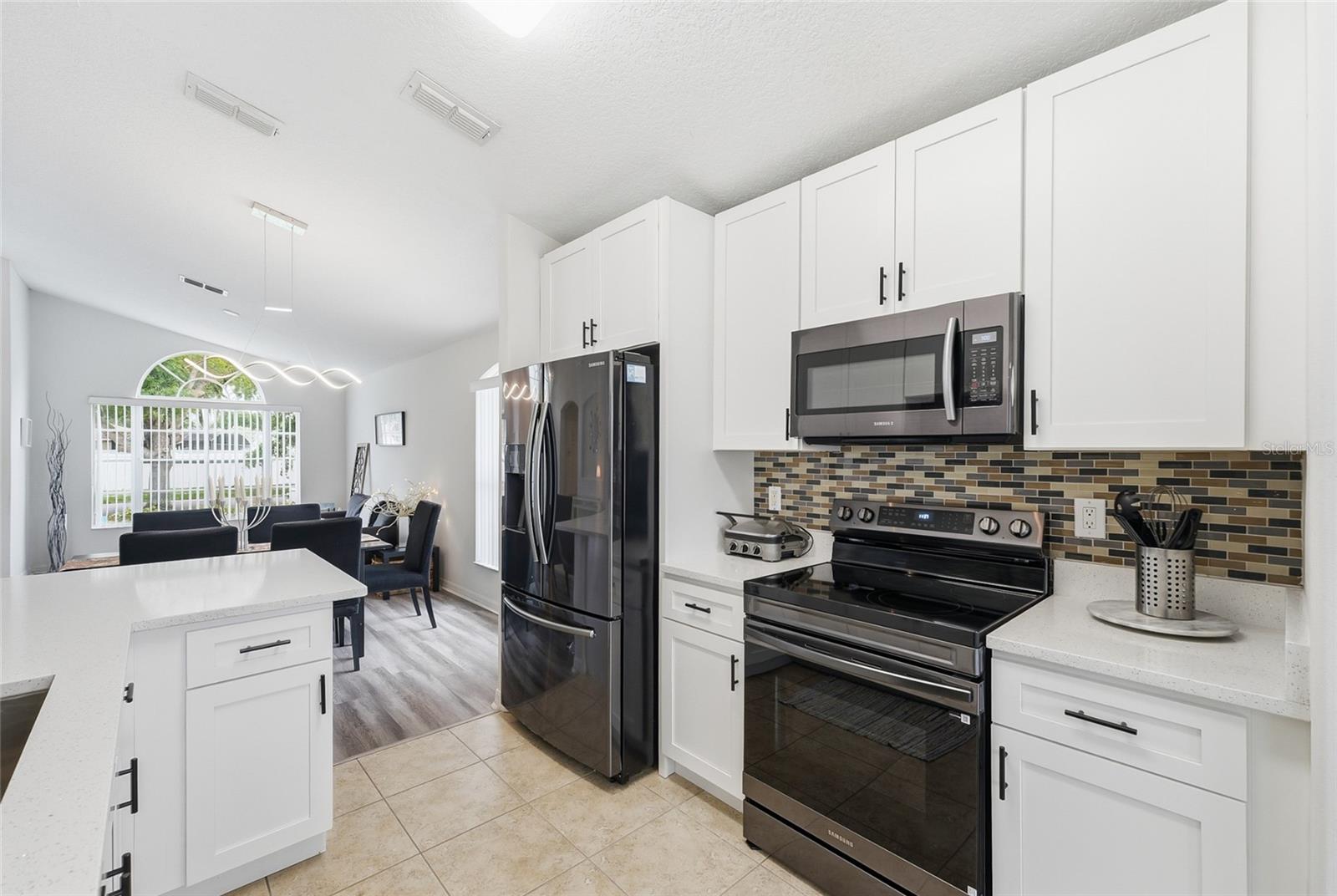 Image 8 of 28 For 748 Stonewyk Way