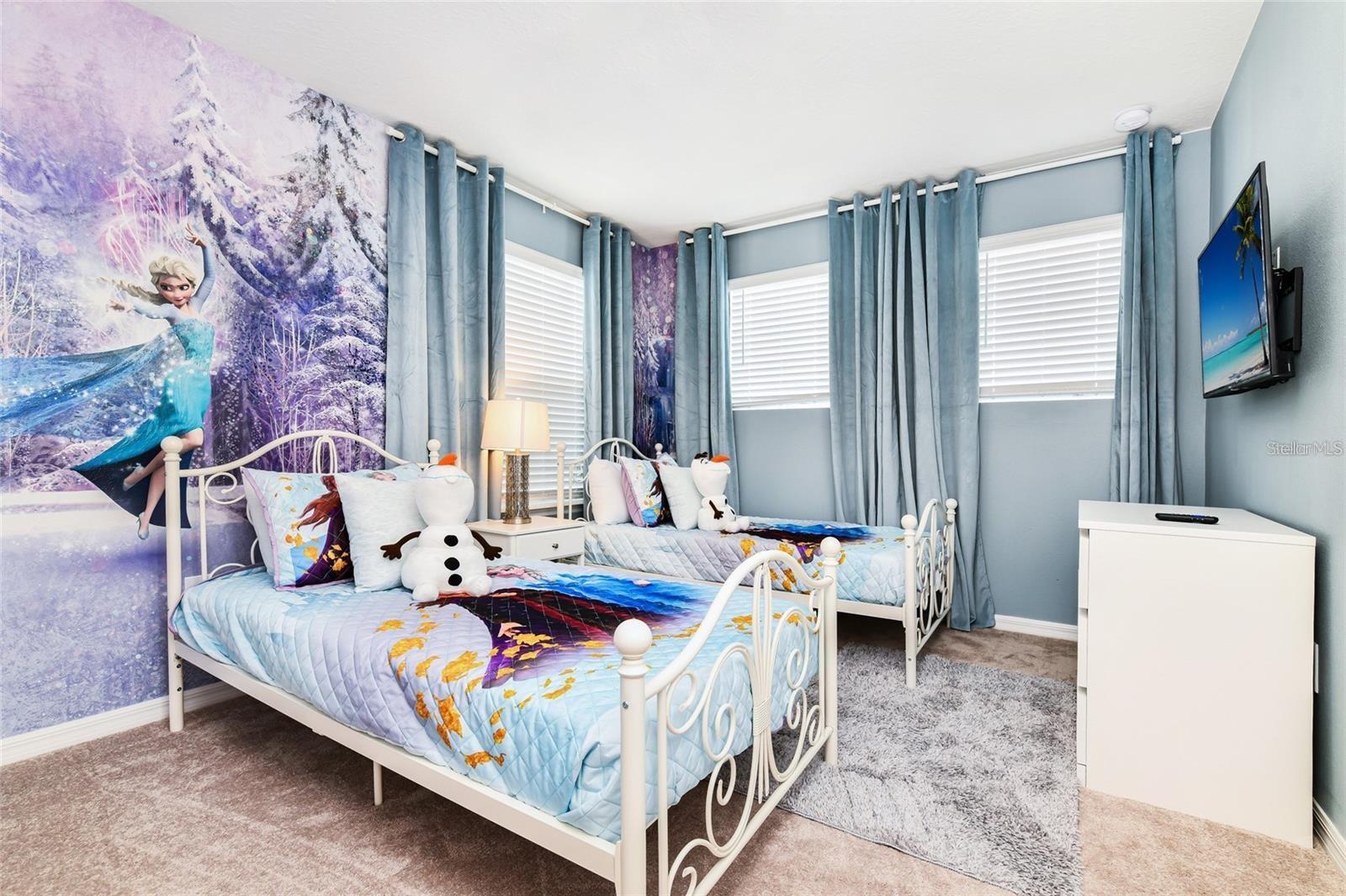 Image 36 of 52 For 3373 Lilac Way