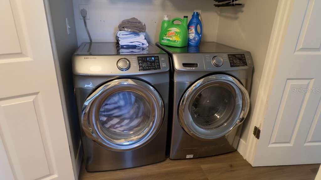 Image 20 of 36 For 536 45th Street Court W