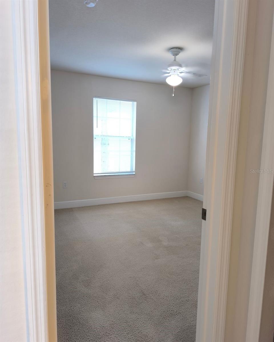 Image 10 of 29 For 131 Southern Pecan Circle 201