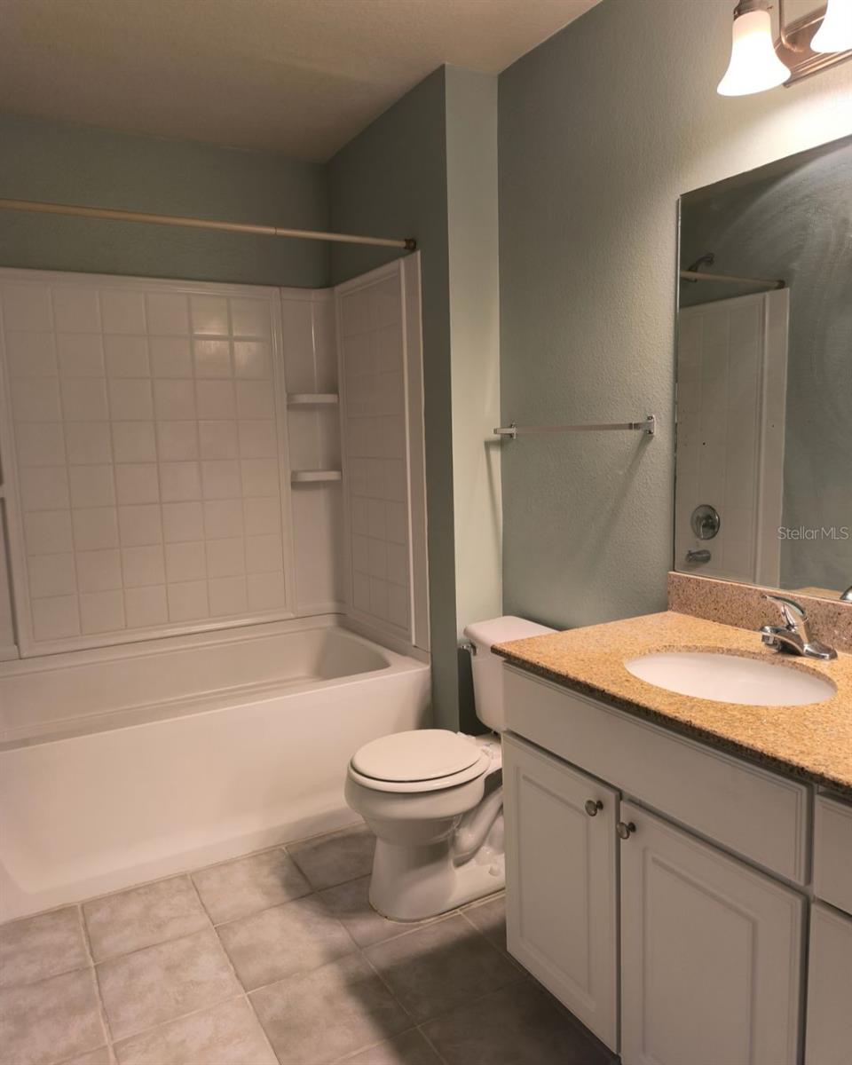 Image 15 of 29 For 131 Southern Pecan Circle 201