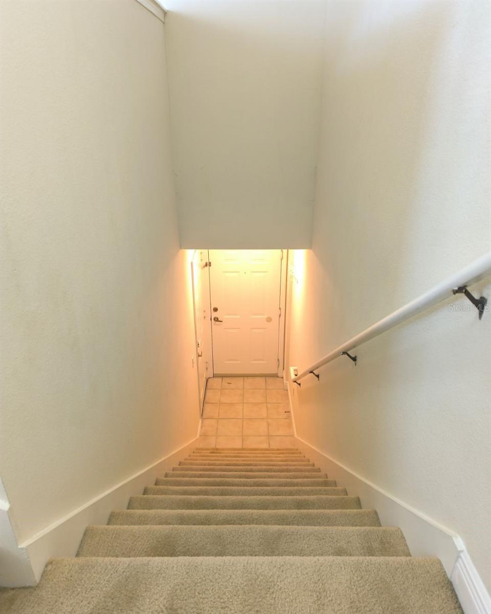 Image 5 of 29 For 131 Southern Pecan Circle 201