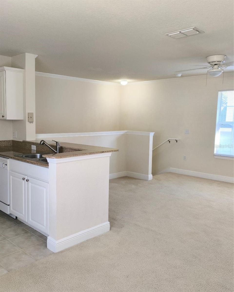 Image 6 of 29 For 131 Southern Pecan Circle 201