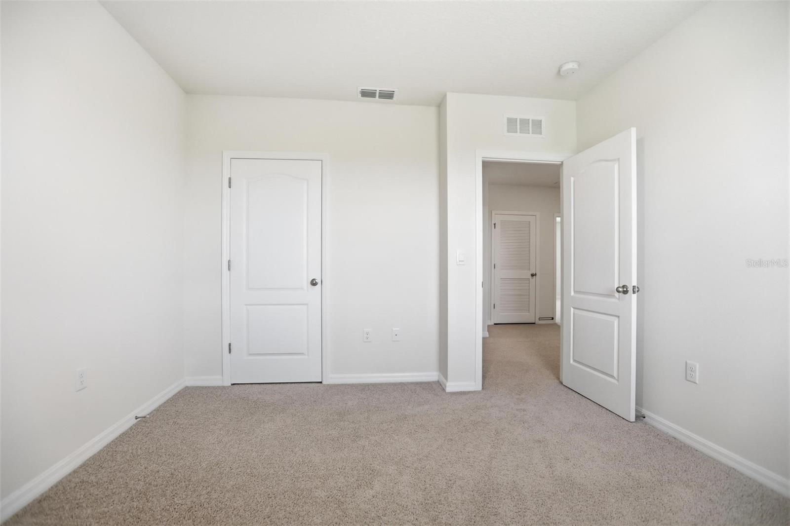 Image 18 of 61 For 531 Lazio Circle