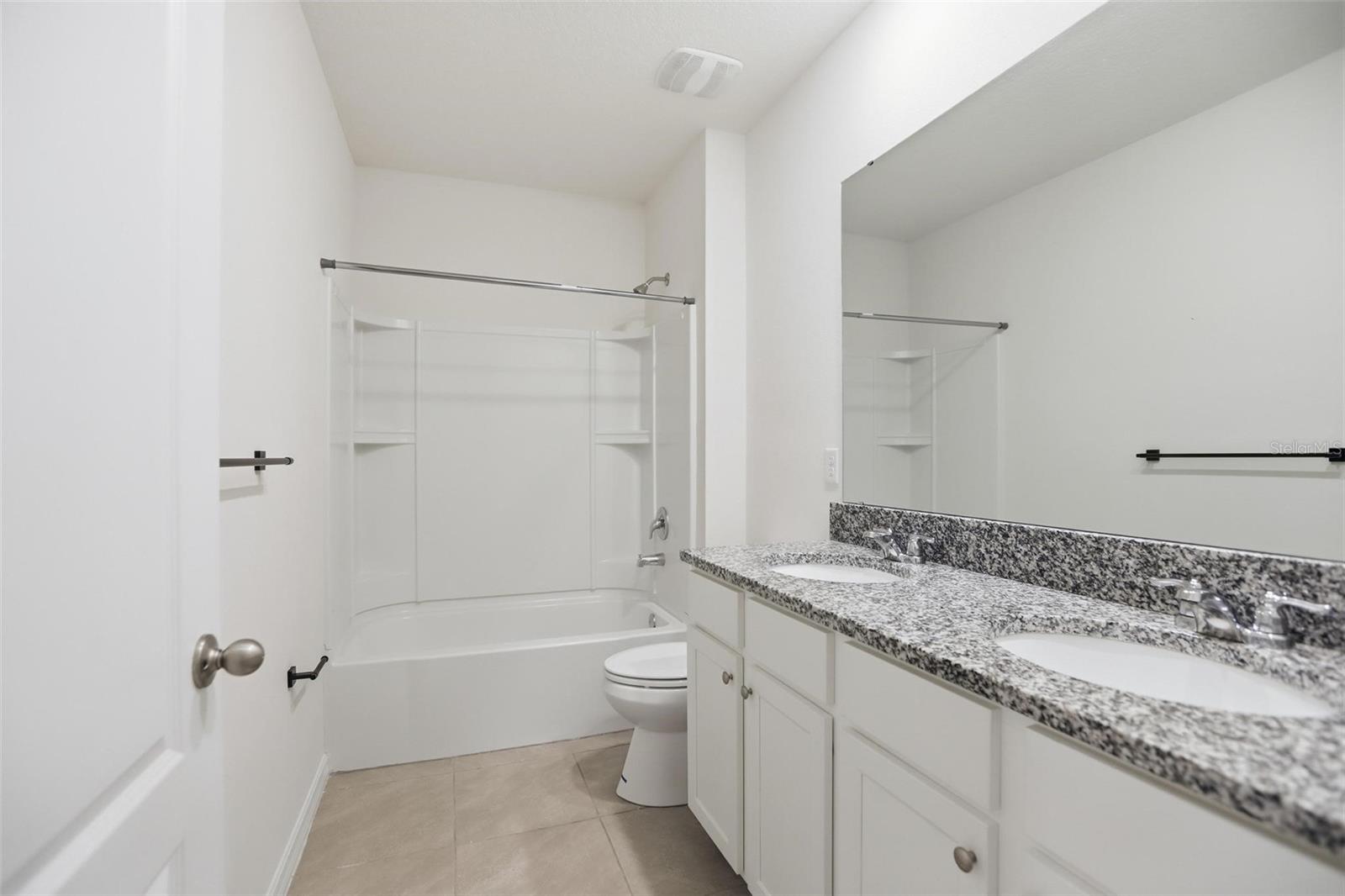 Image 24 of 61 For 531 Lazio Circle