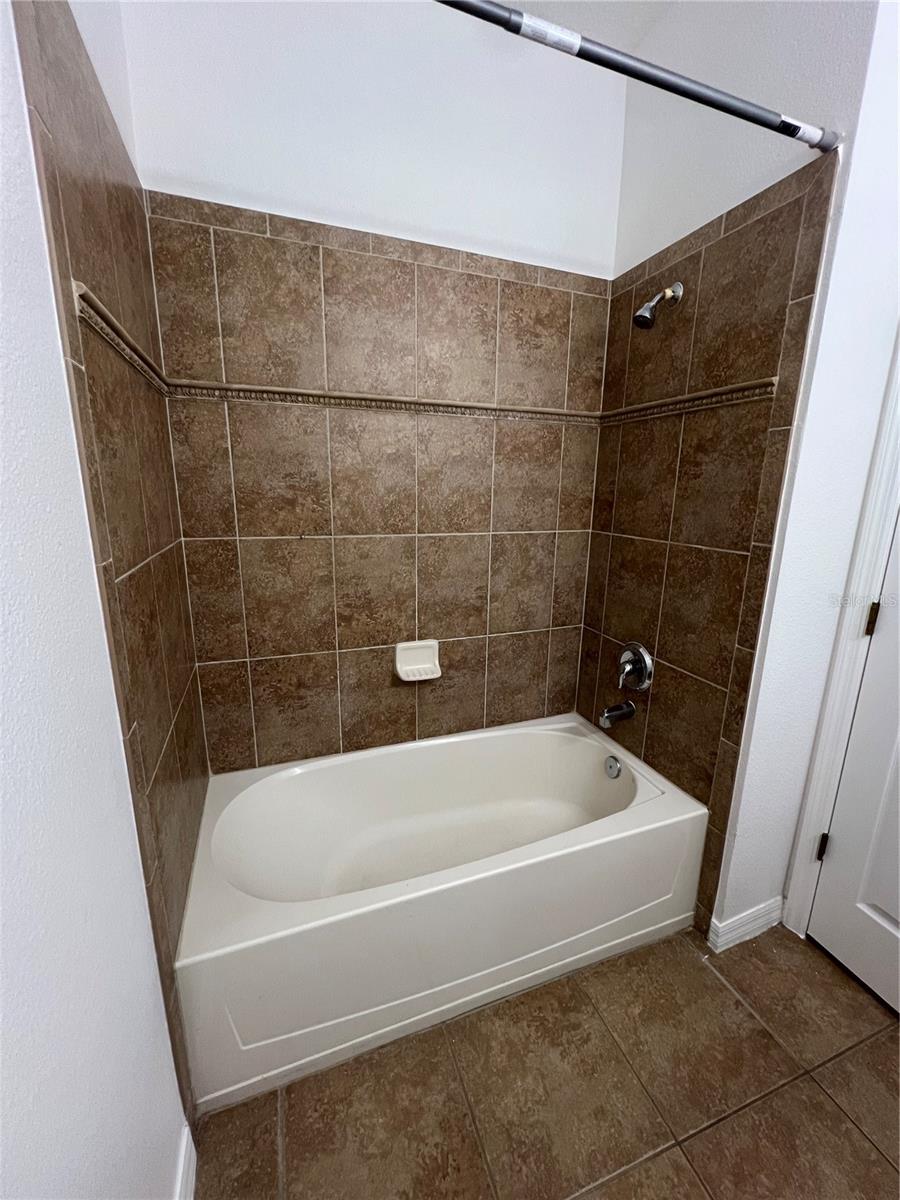 Image 17 of 20 For 7523 Pellham Way