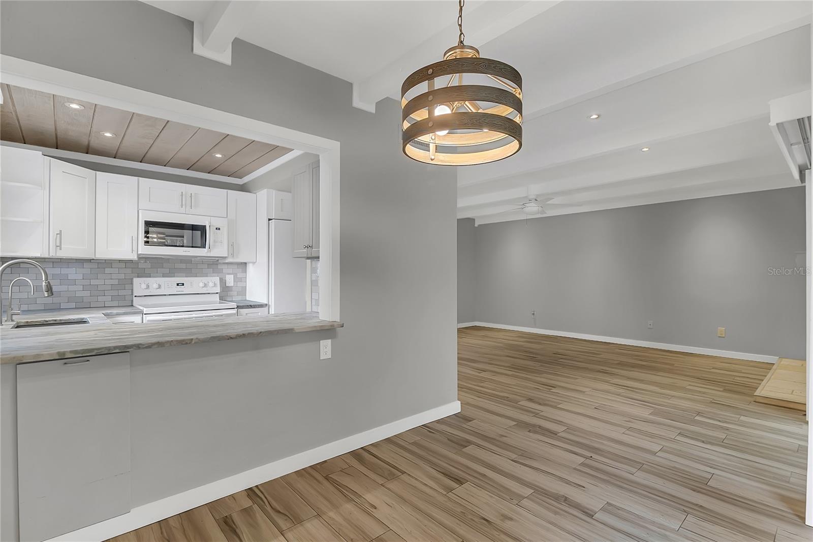 Image 12 of 49 For 108 Fairway Drive 108