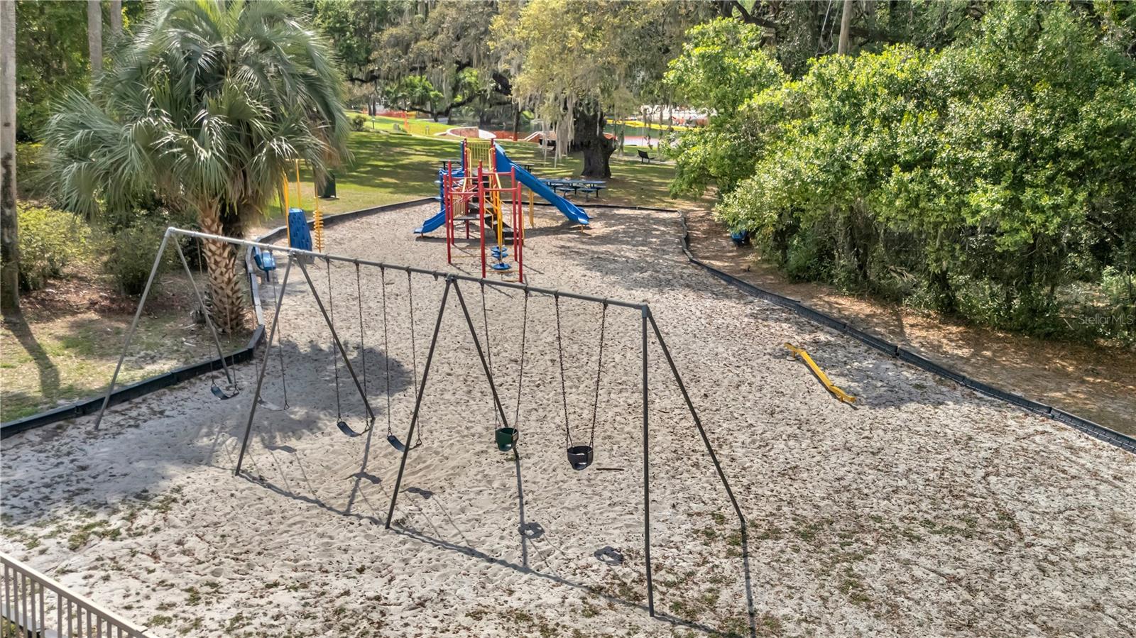 Image 42 of 49 For 108 Fairway Drive 108