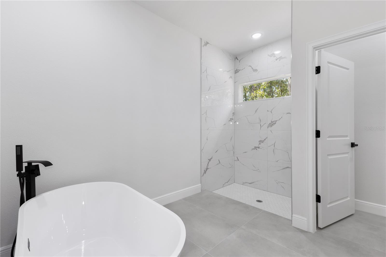 Image 16 of 23 For 775 Marion Oaks Manor