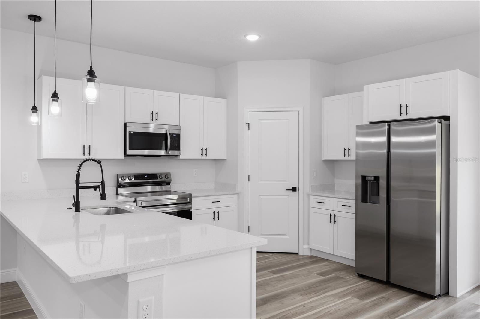 Image 3 of 23 For 775 Marion Oaks Manor