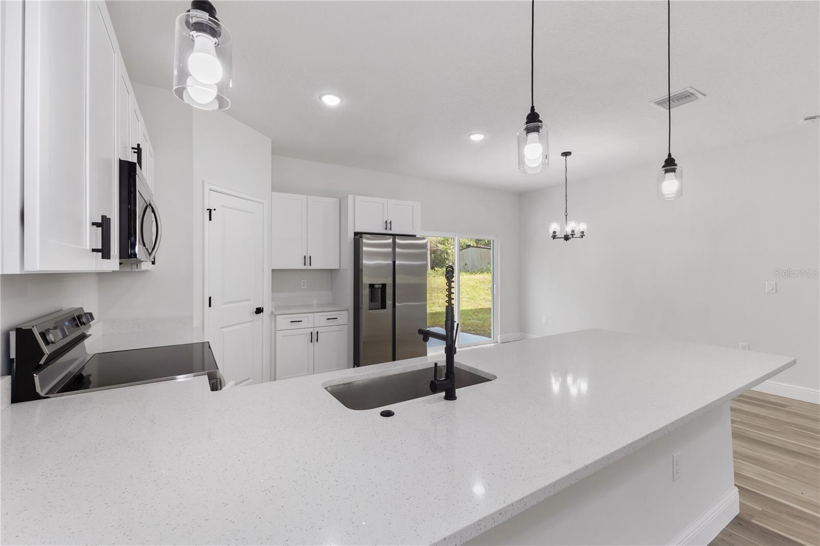 Image 4 of 23 For 775 Marion Oaks Manor