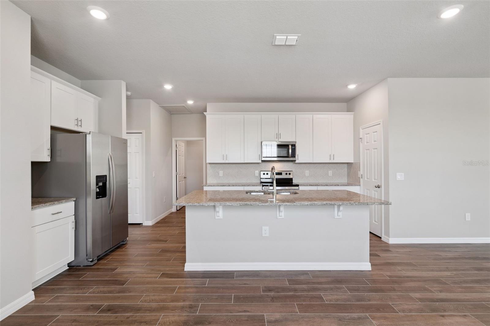 Image 13 of 41 For 2353 Mystic Maze Lane