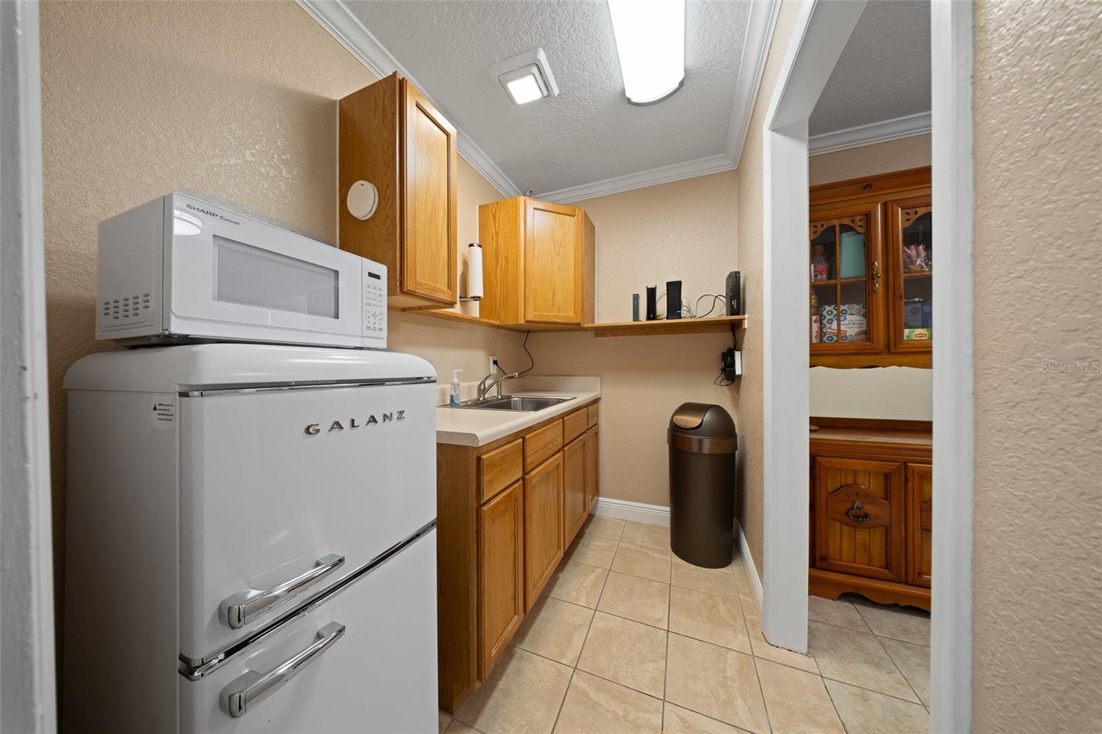 Image 11 of 27 For 2750 Volusia Avenue