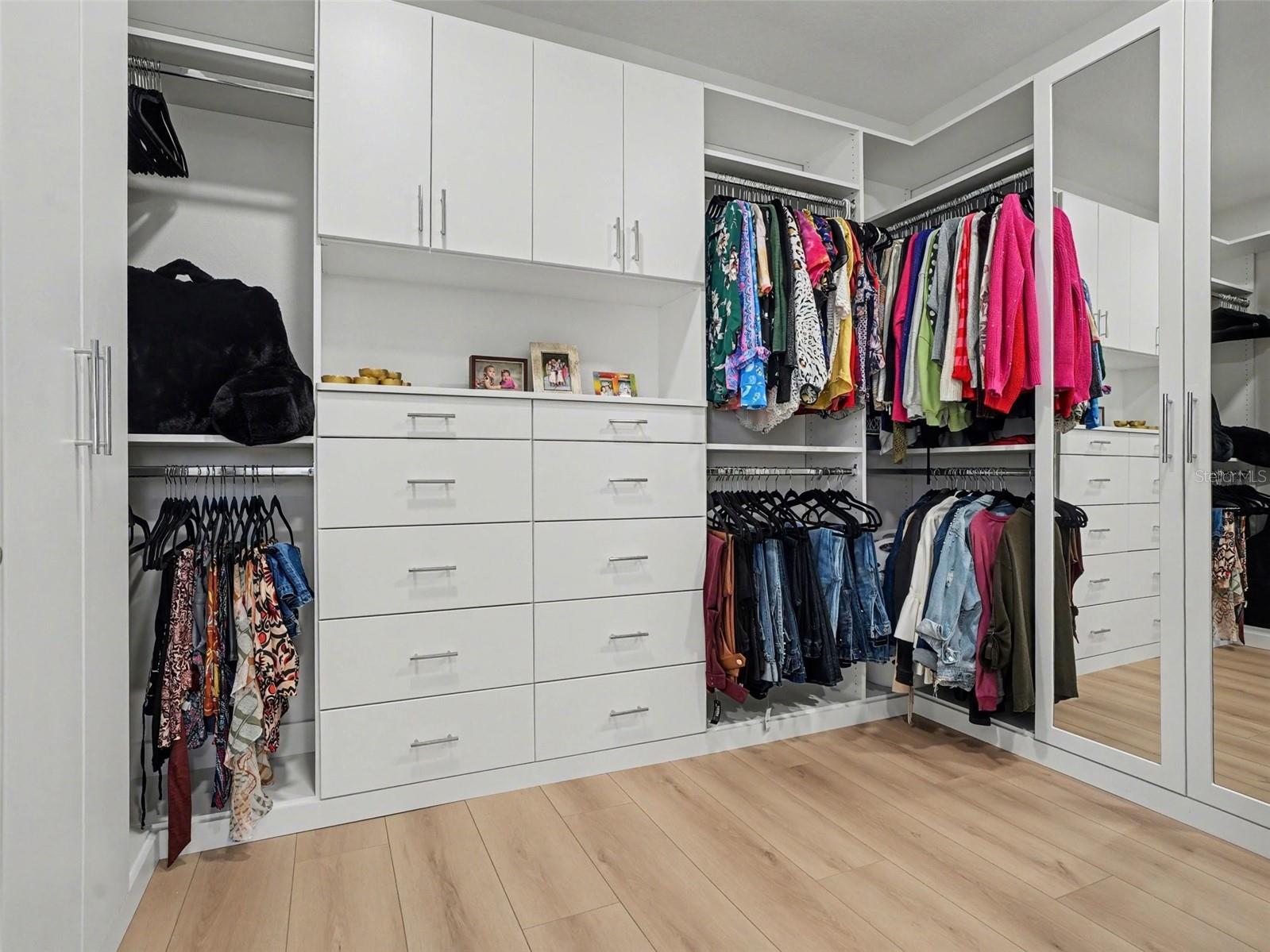 Image 23 of 55 For 2612 Ravencliffe Terrace