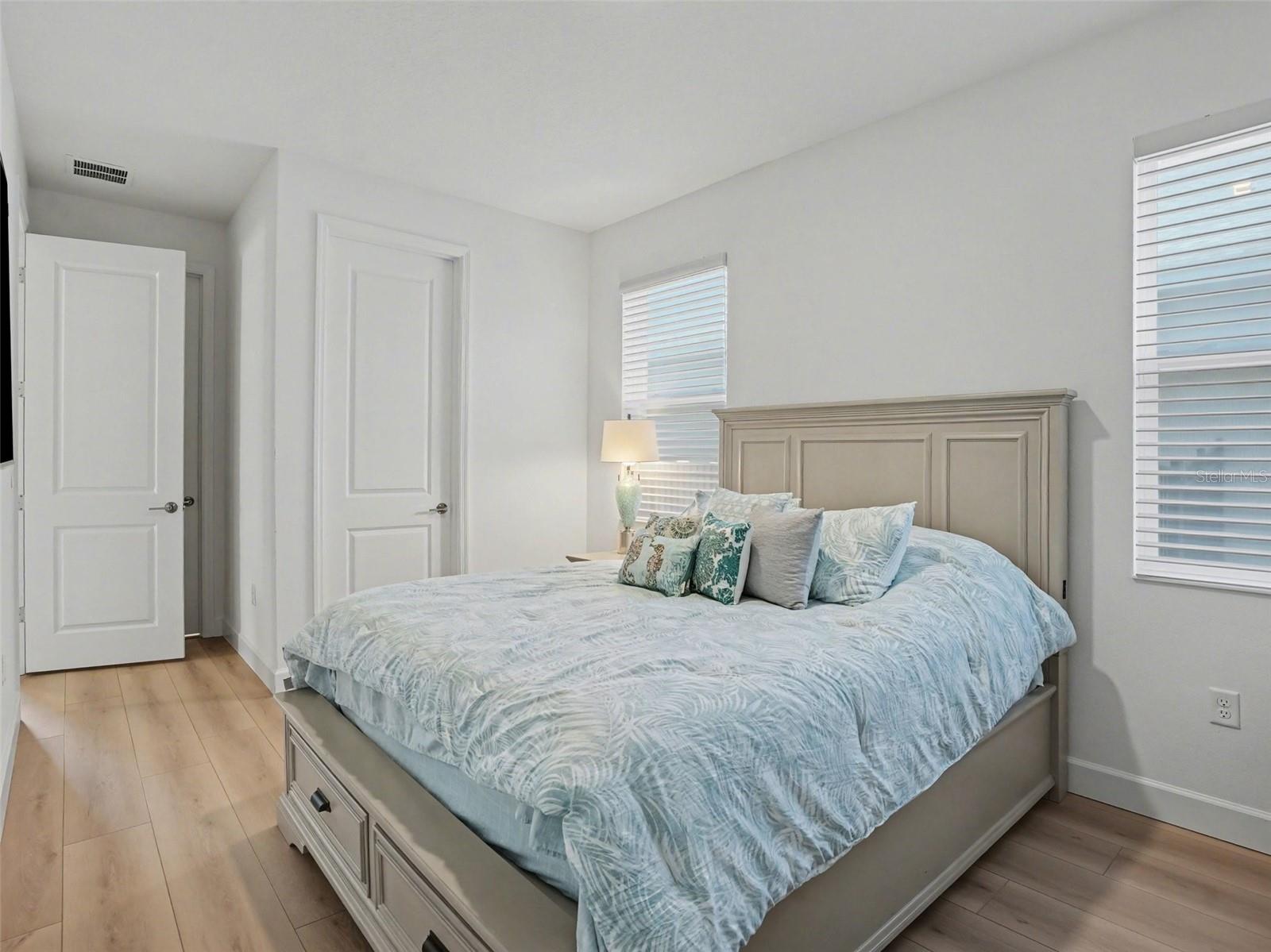 Image 29 of 55 For 2612 Ravencliffe Terrace