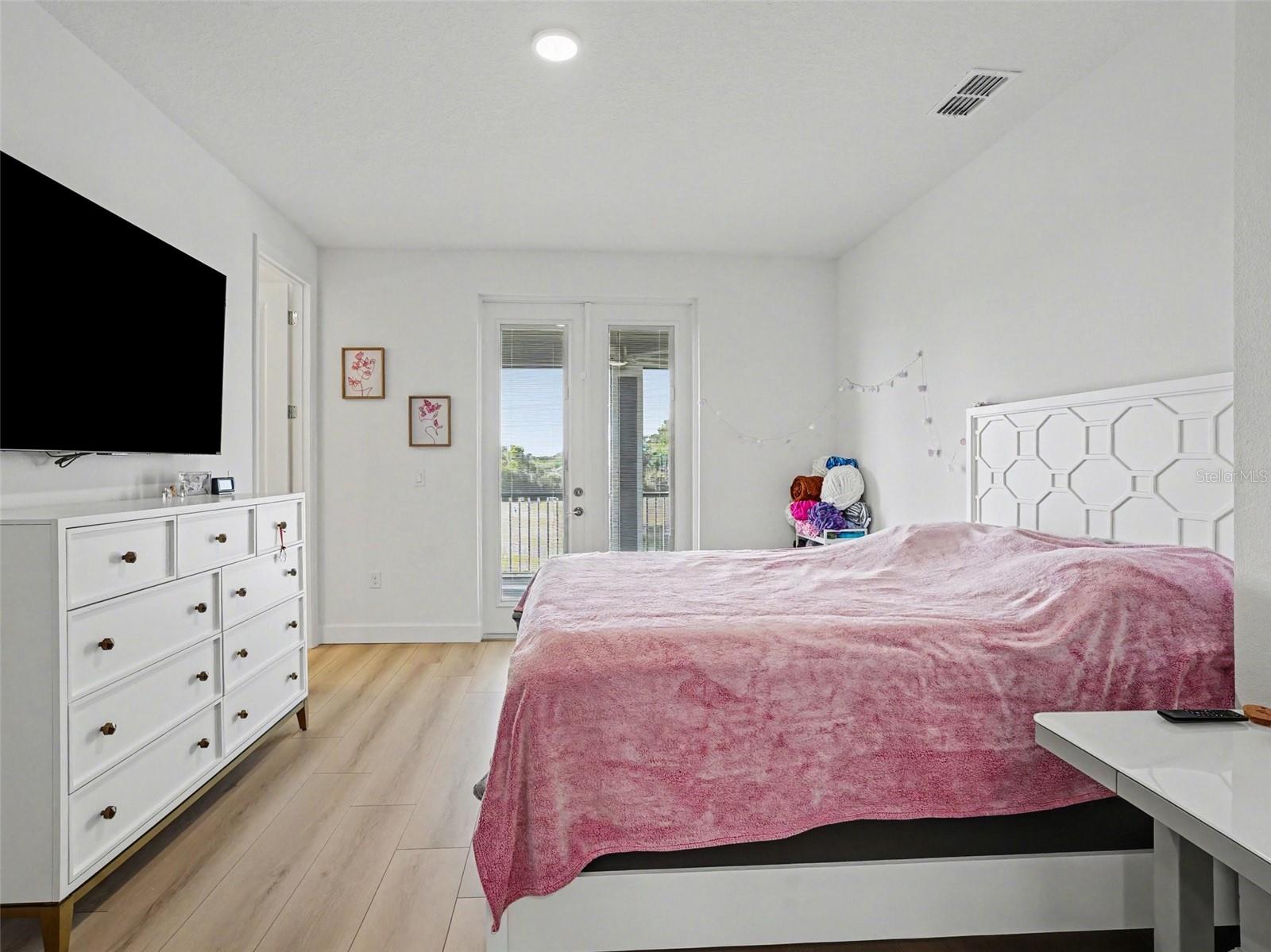 Image 32 of 55 For 2612 Ravencliffe Terrace