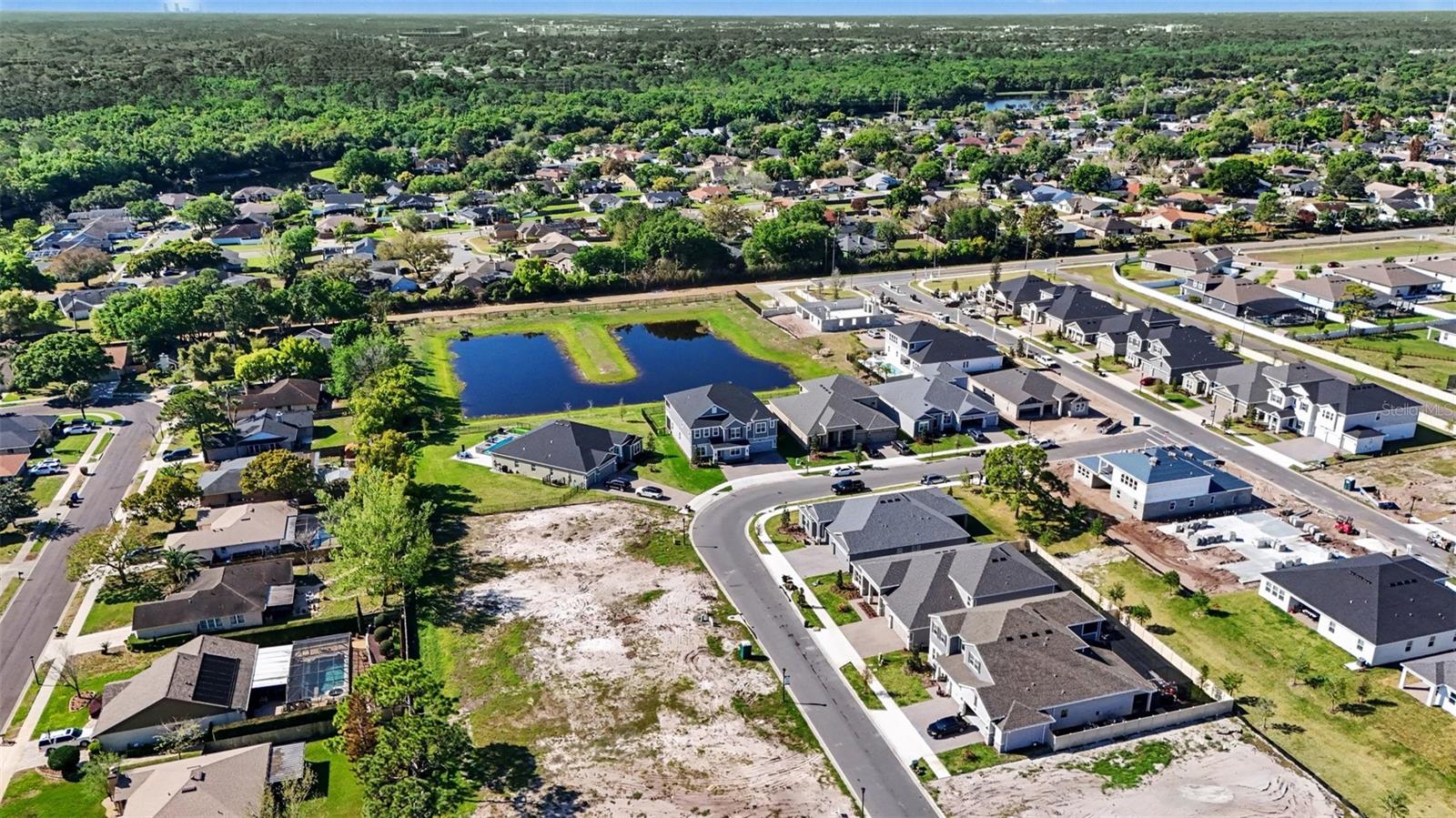 Image 52 of 55 For 2612 Ravencliffe Terrace