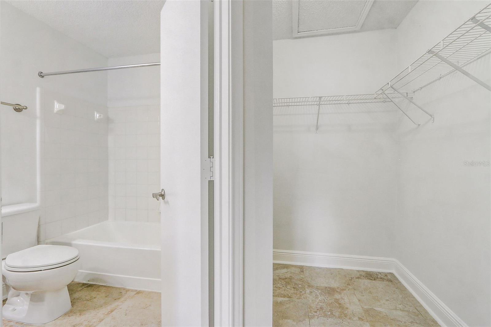 Image 22 of 31 For 708 Secret Harbor Unit 204 Lane 204