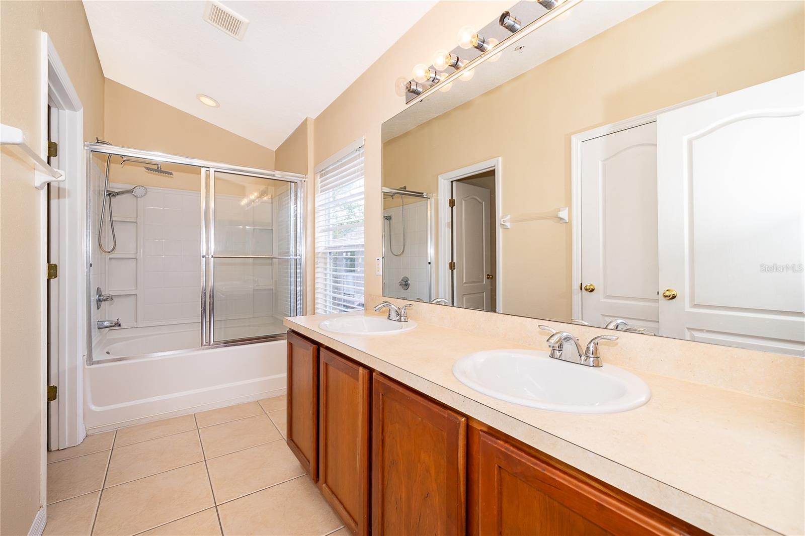 Image 13 of 22 For 10791 Gran Paradiso Drive 13a