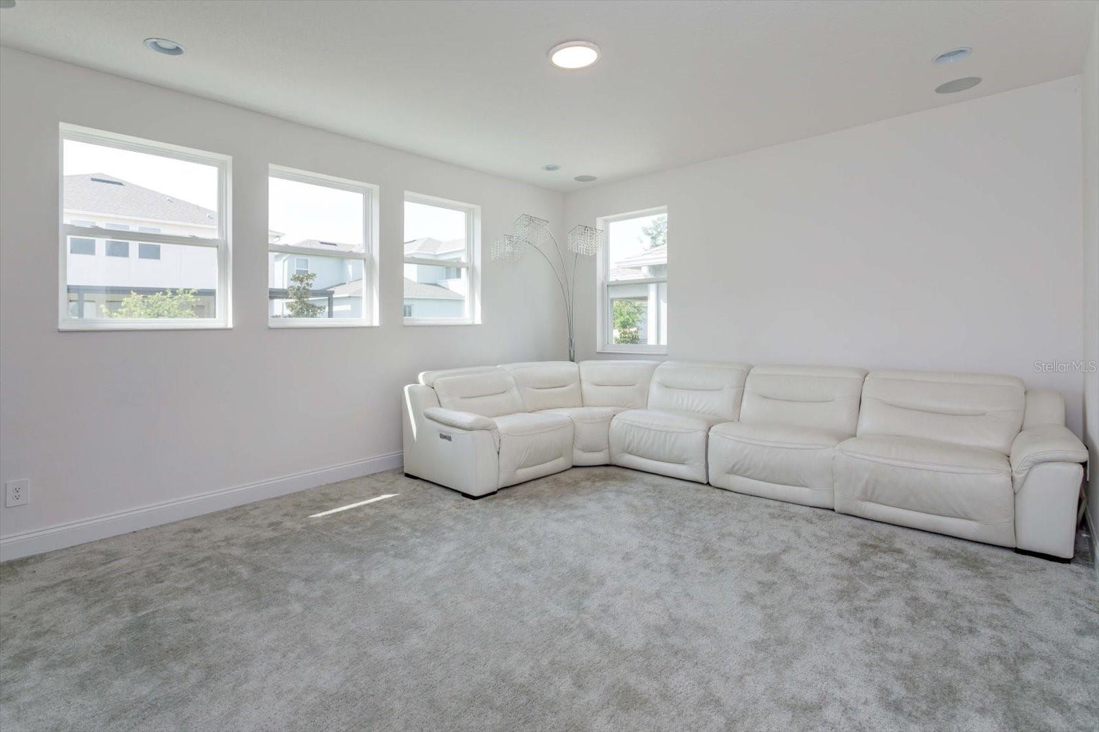 Image 26 of 30 For 1231 Foltz Loop