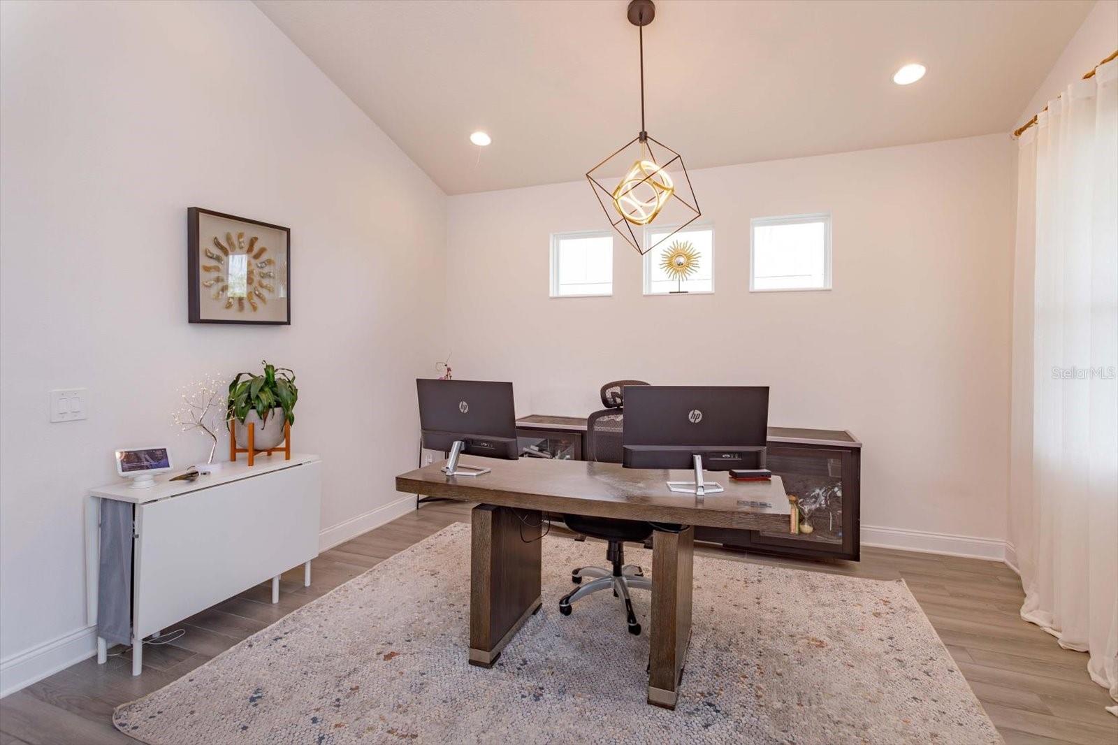 Image 5 of 30 For 1231 Foltz Loop