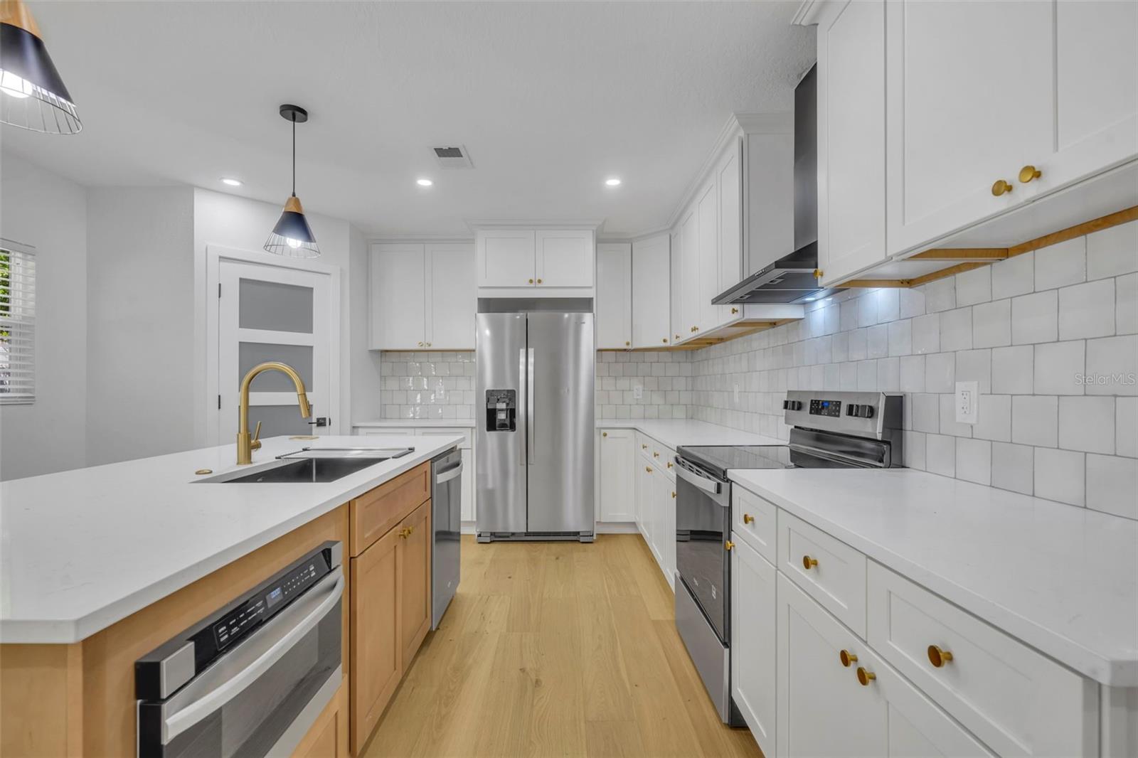 Image 16 of 40 For 1317 Medinah Court