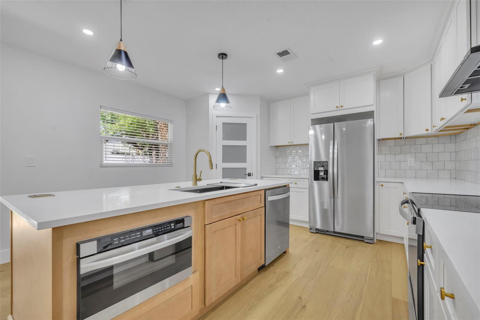 Image 17 of 40 For 1317 Medinah Court