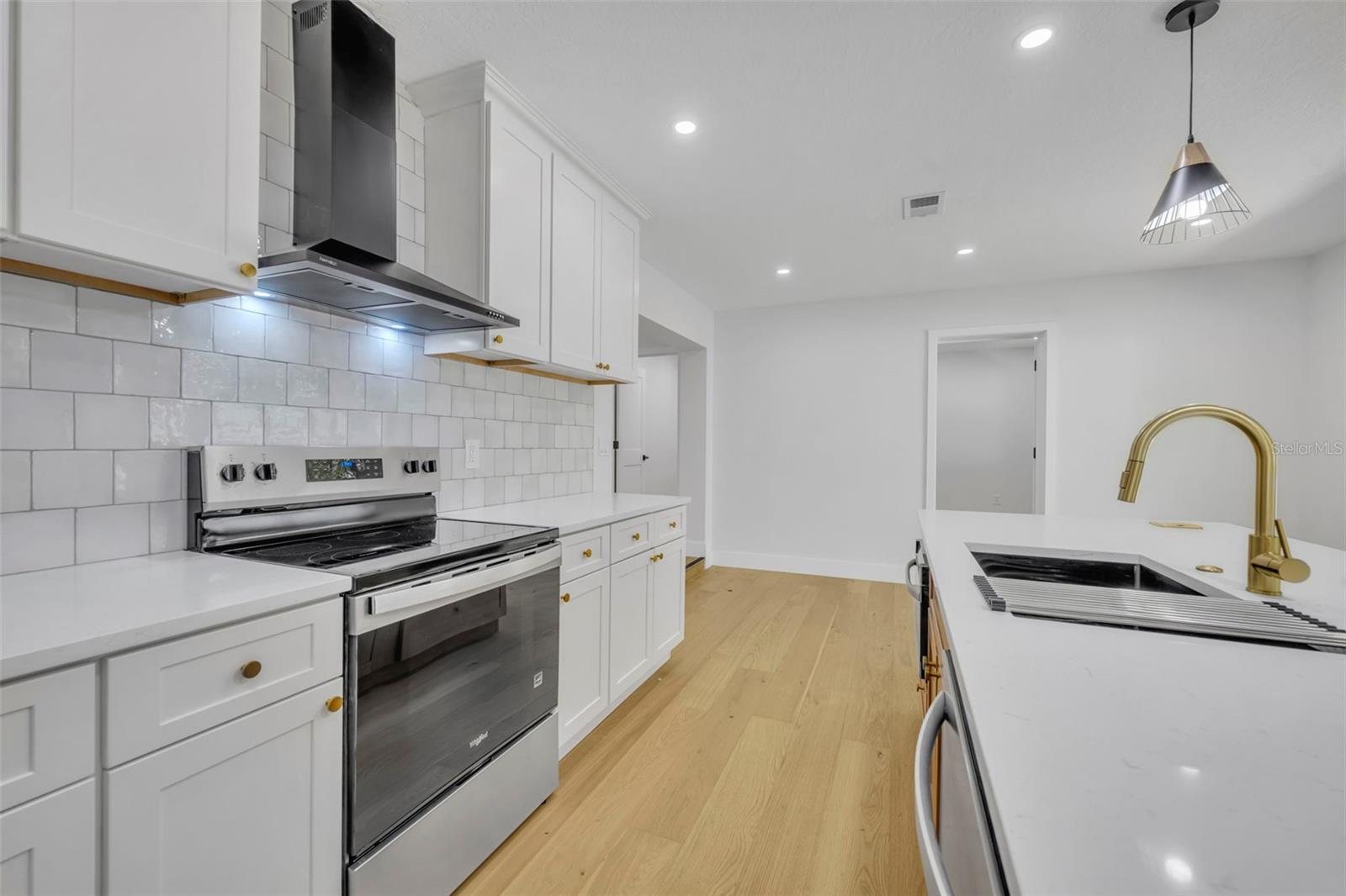 Image 20 of 40 For 1317 Medinah Court