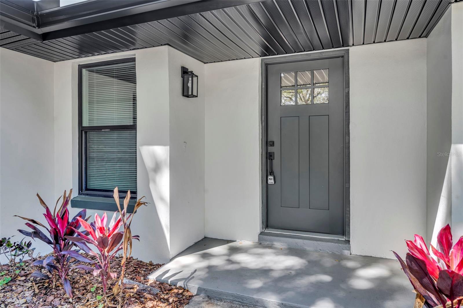 Image 4 of 40 For 1317 Medinah Court