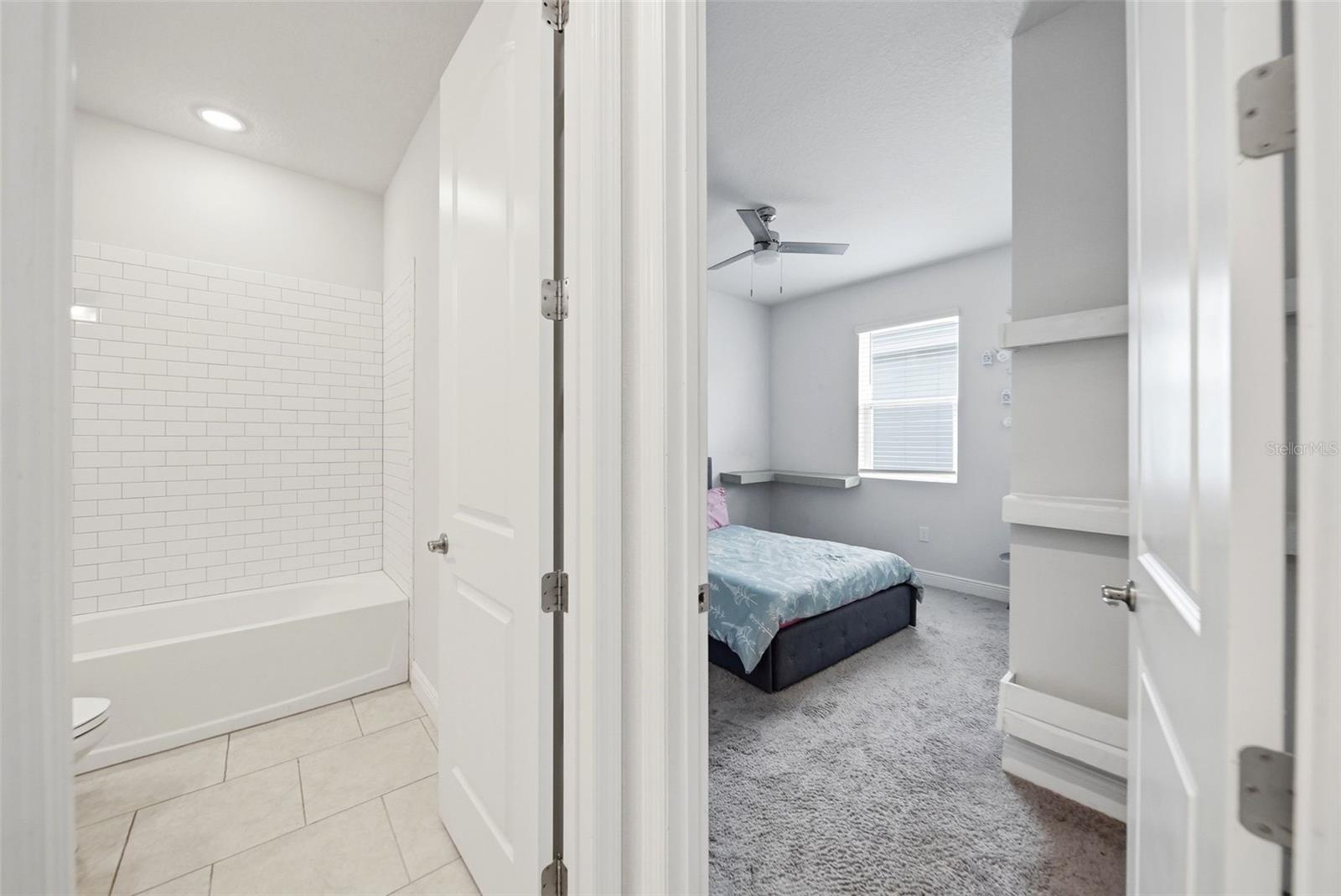 Image 12 of 31 For 1120 Mattie Pointe Boulevard