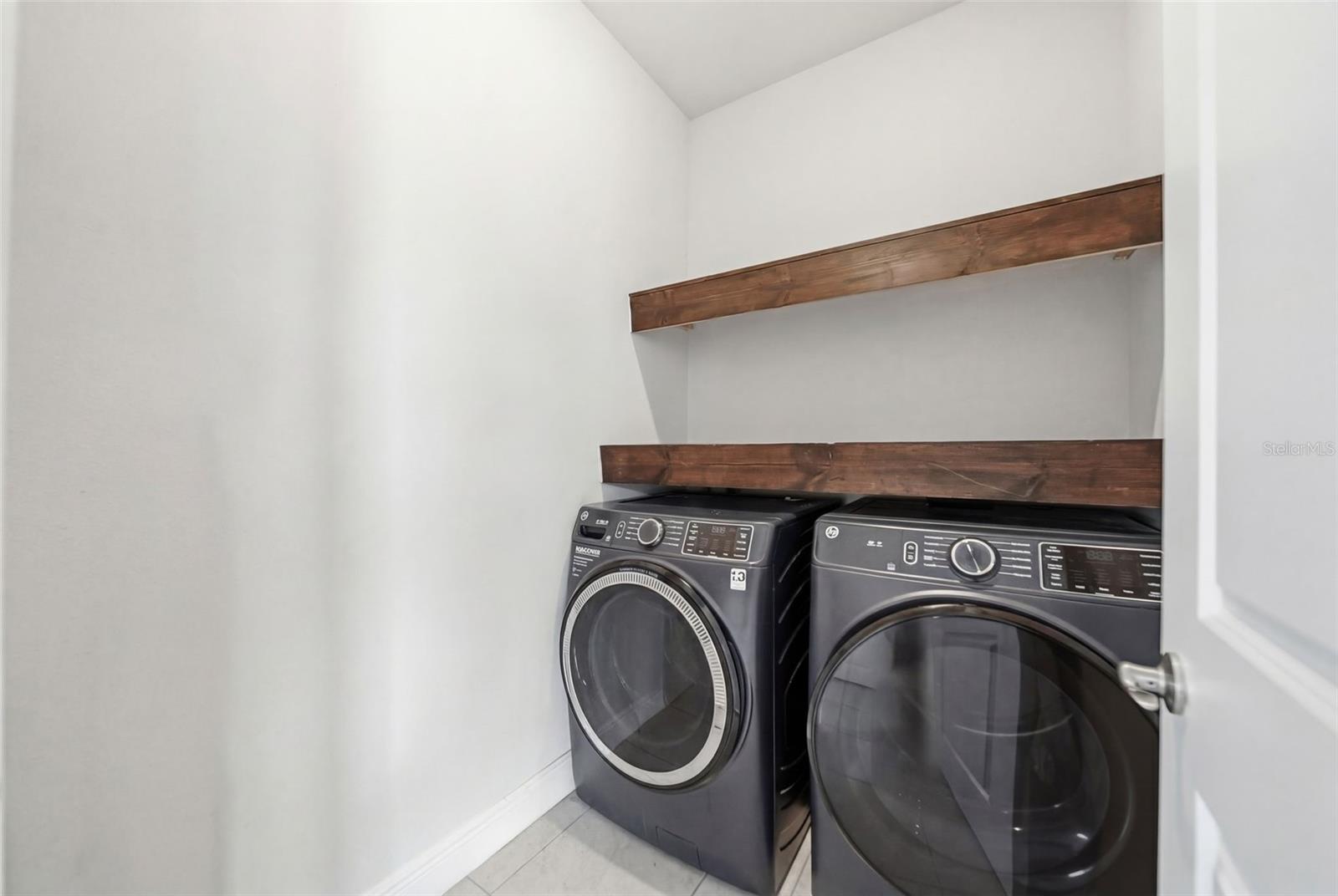 Image 28 of 31 For 1120 Mattie Pointe Boulevard