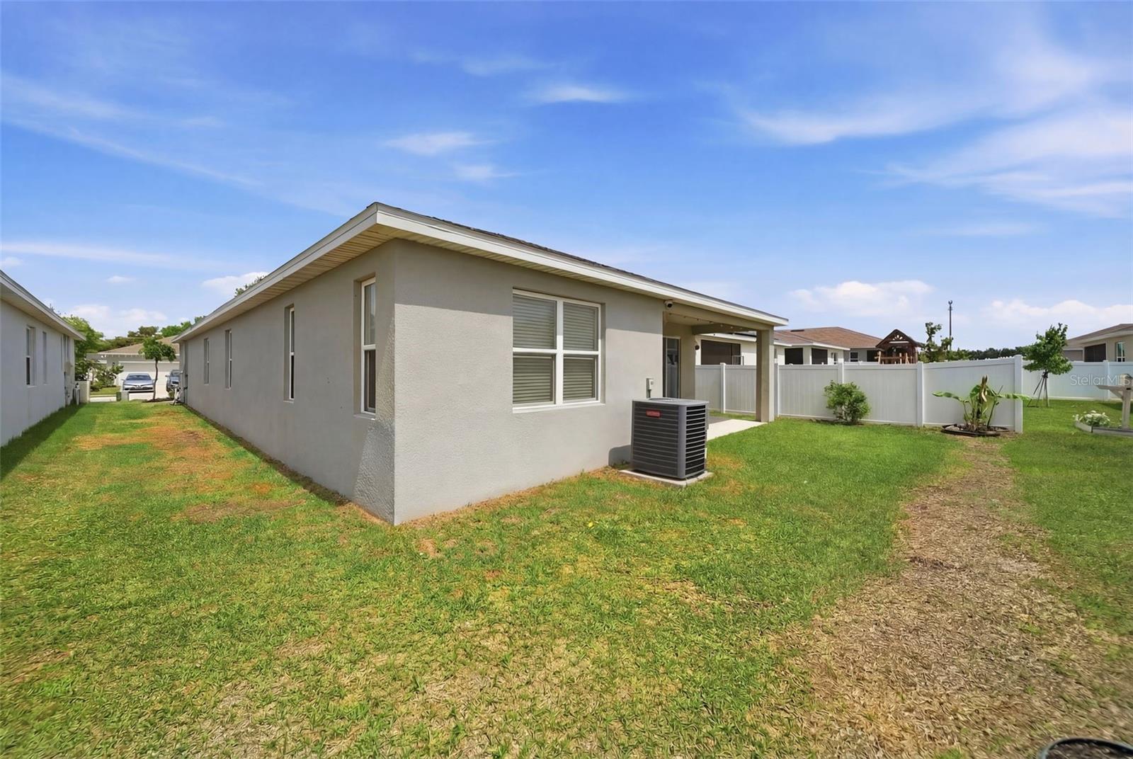 Image 30 of 31 For 1120 Mattie Pointe Boulevard