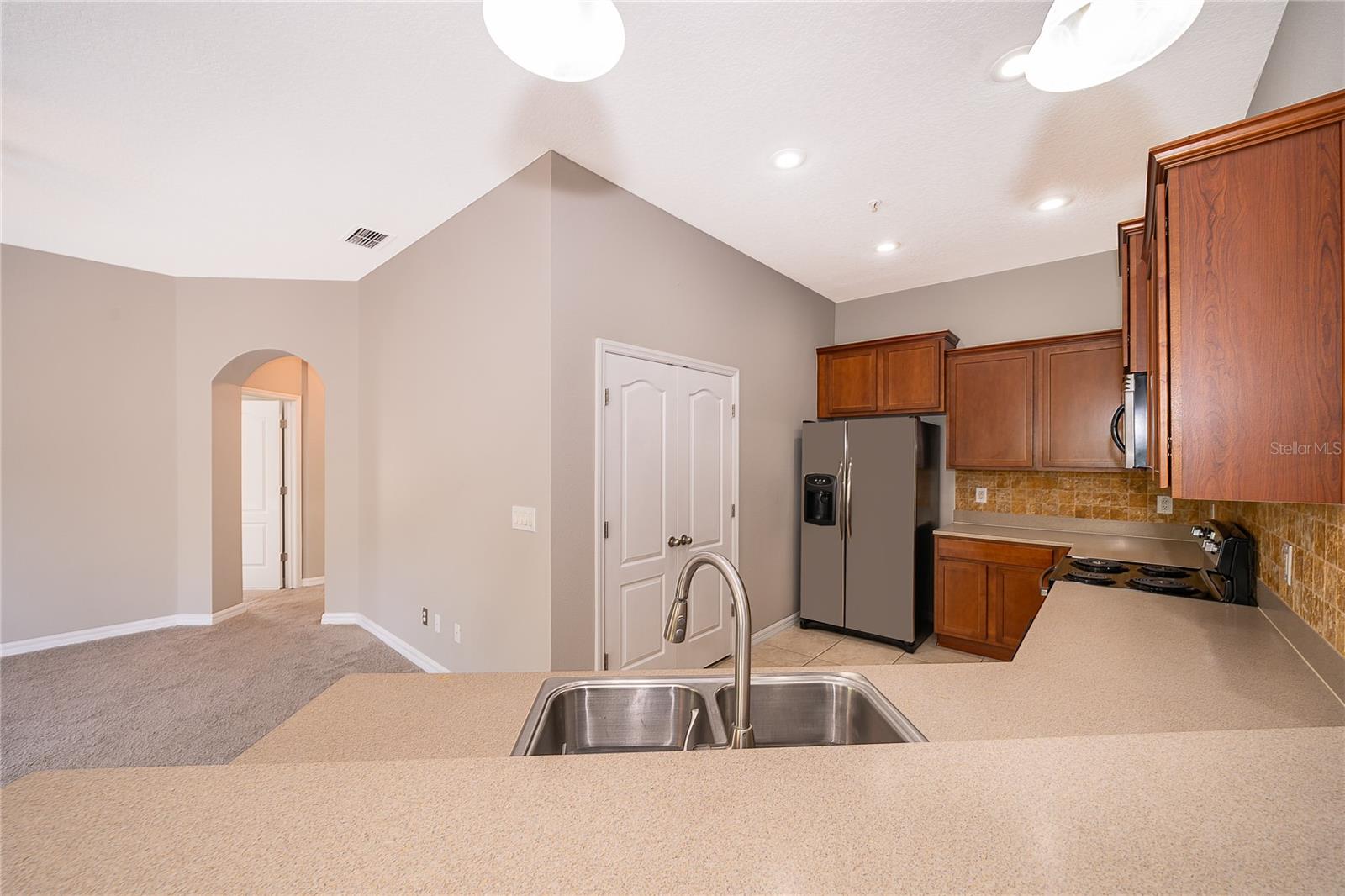 Image 12 of 22 For 10888 Eclipse Lily Way 62a