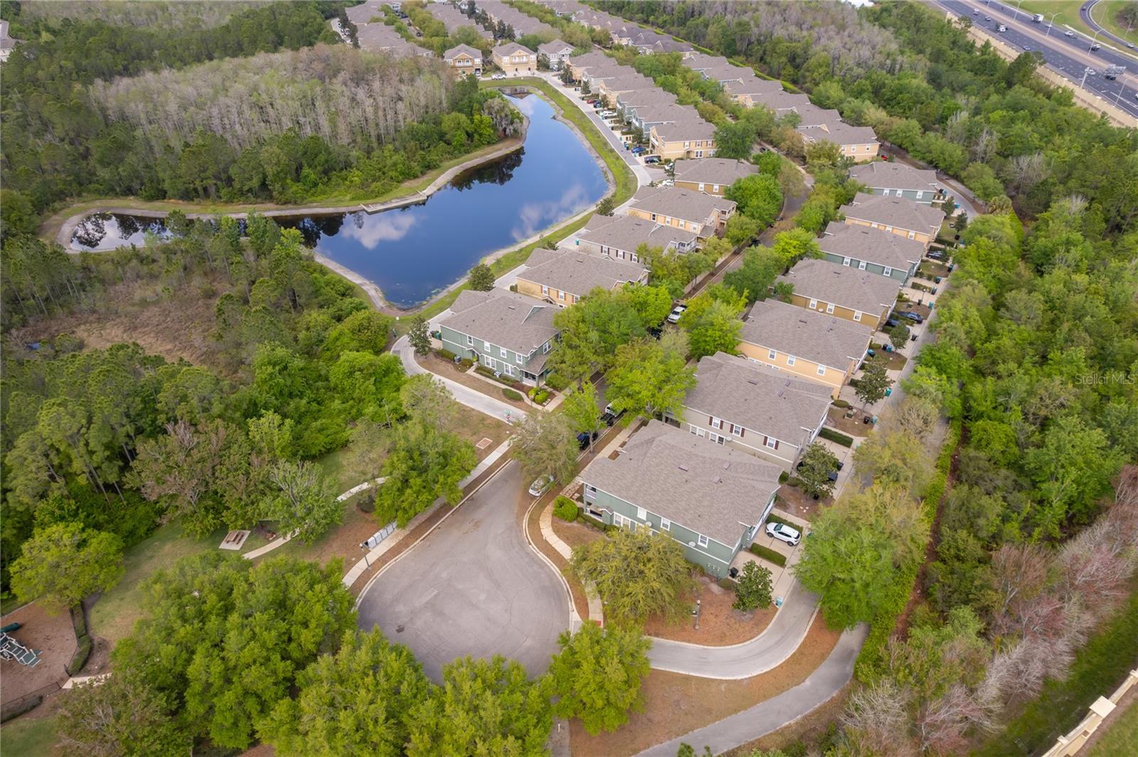 Image 21 of 22 For 10888 Eclipse Lily Way 62a