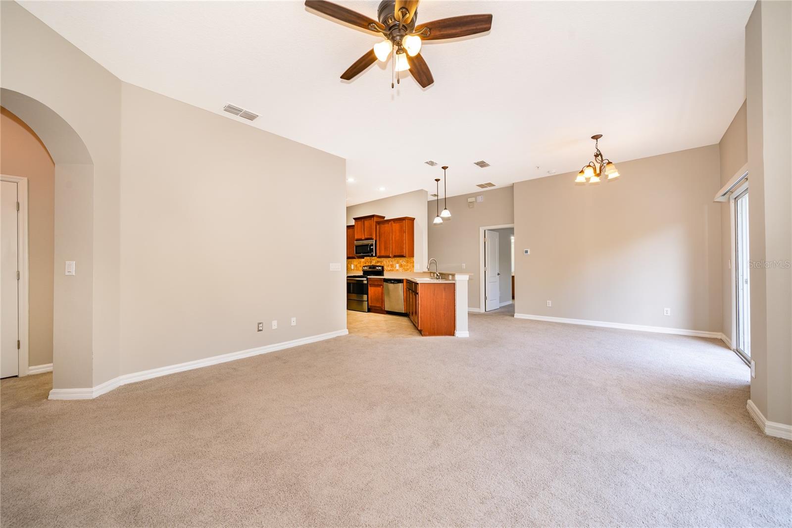 Image 9 of 22 For 10888 Eclipse Lily Way 62a