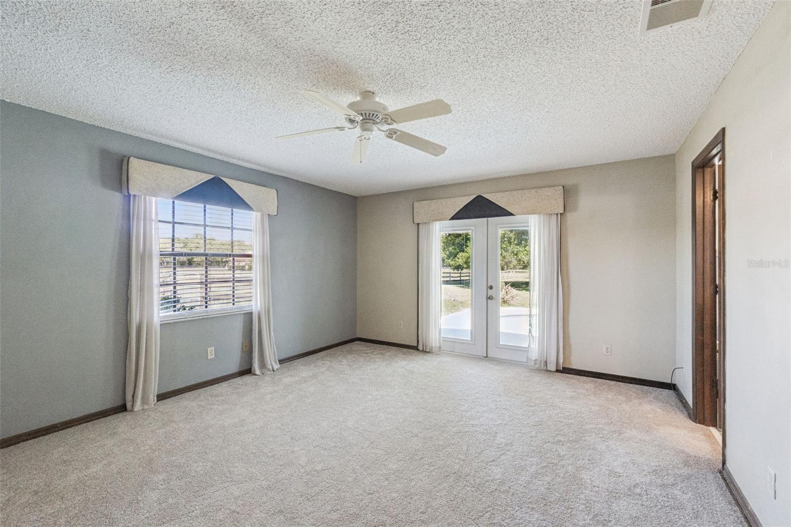 Image 17 of 49 For 3141 Appaloosa Court