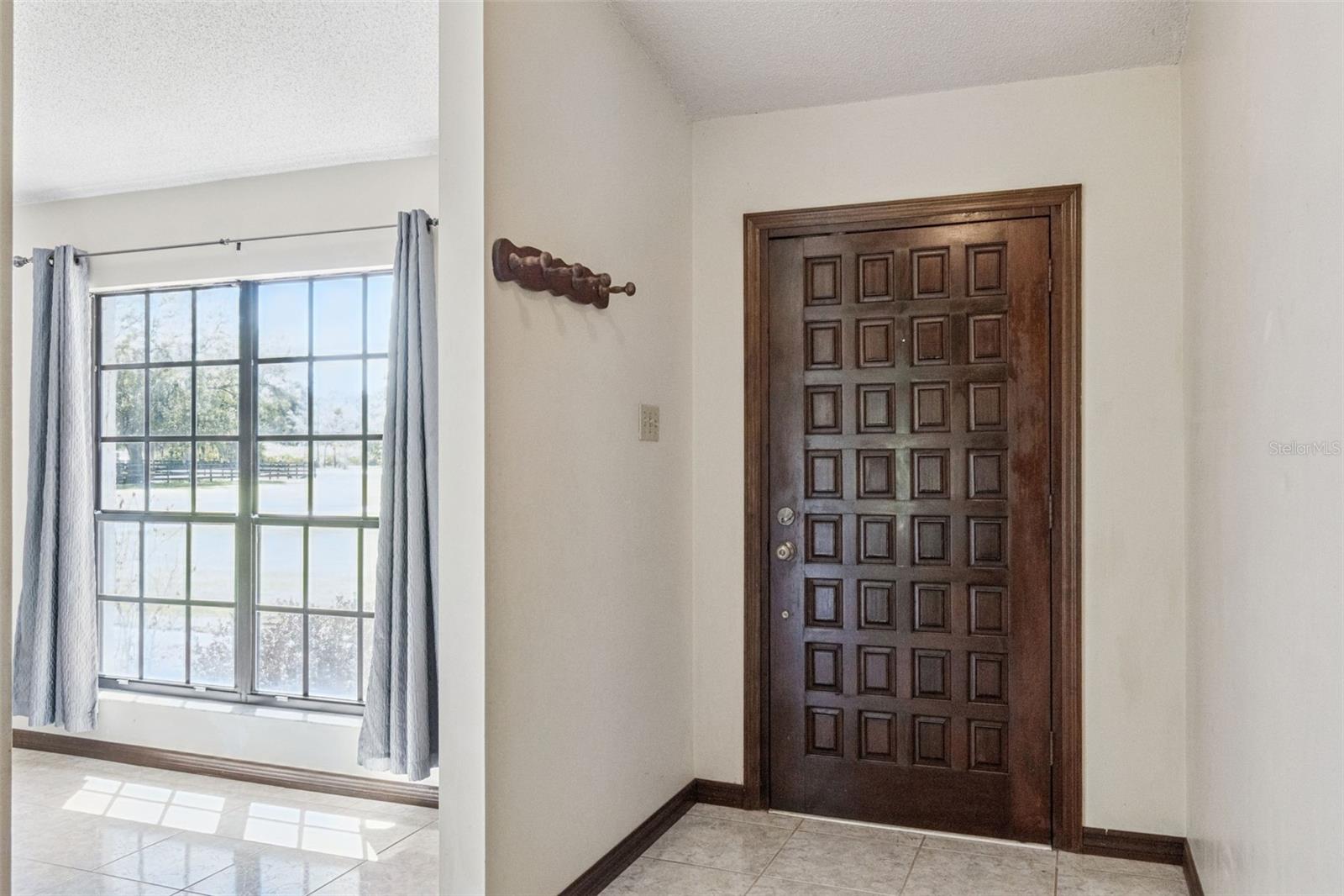 Image 5 of 49 For 3141 Appaloosa Court