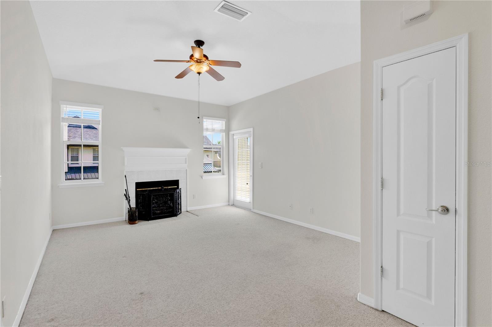 Image 12 of 60 For 17321 Promenade Drive