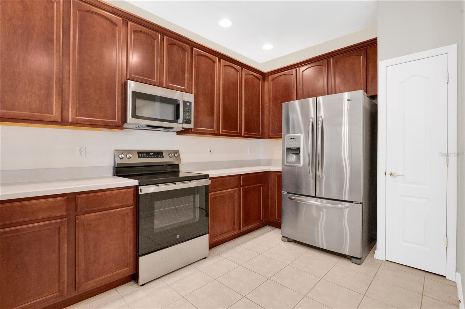 Image 14 of 60 For 17321 Promenade Drive