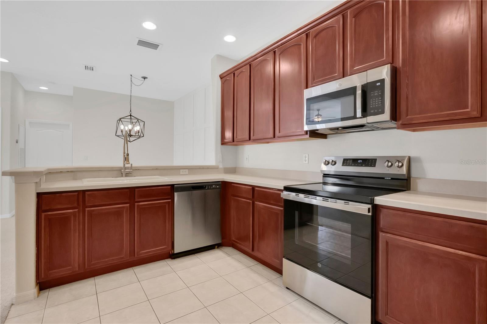 Image 15 of 60 For 17321 Promenade Drive