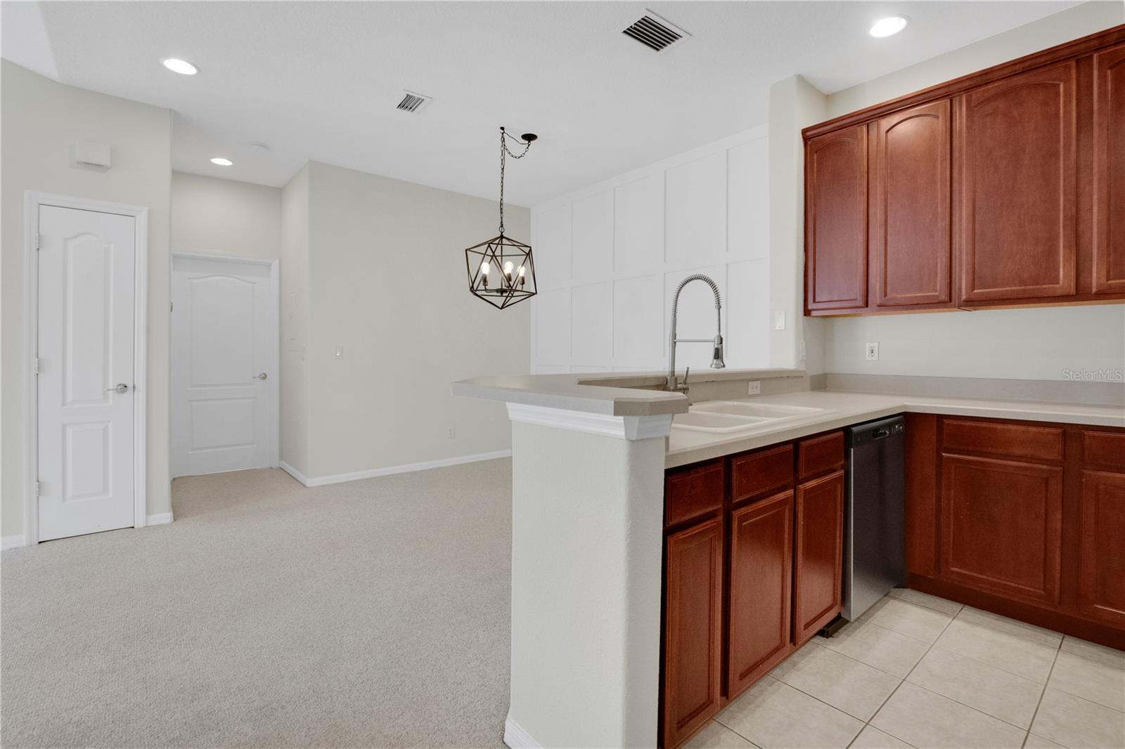 Image 18 of 60 For 17321 Promenade Drive