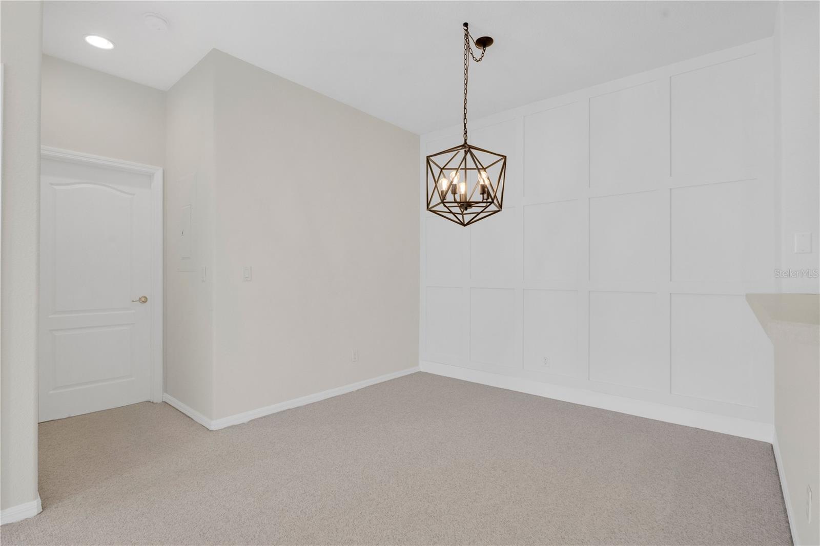 Image 19 of 60 For 17321 Promenade Drive