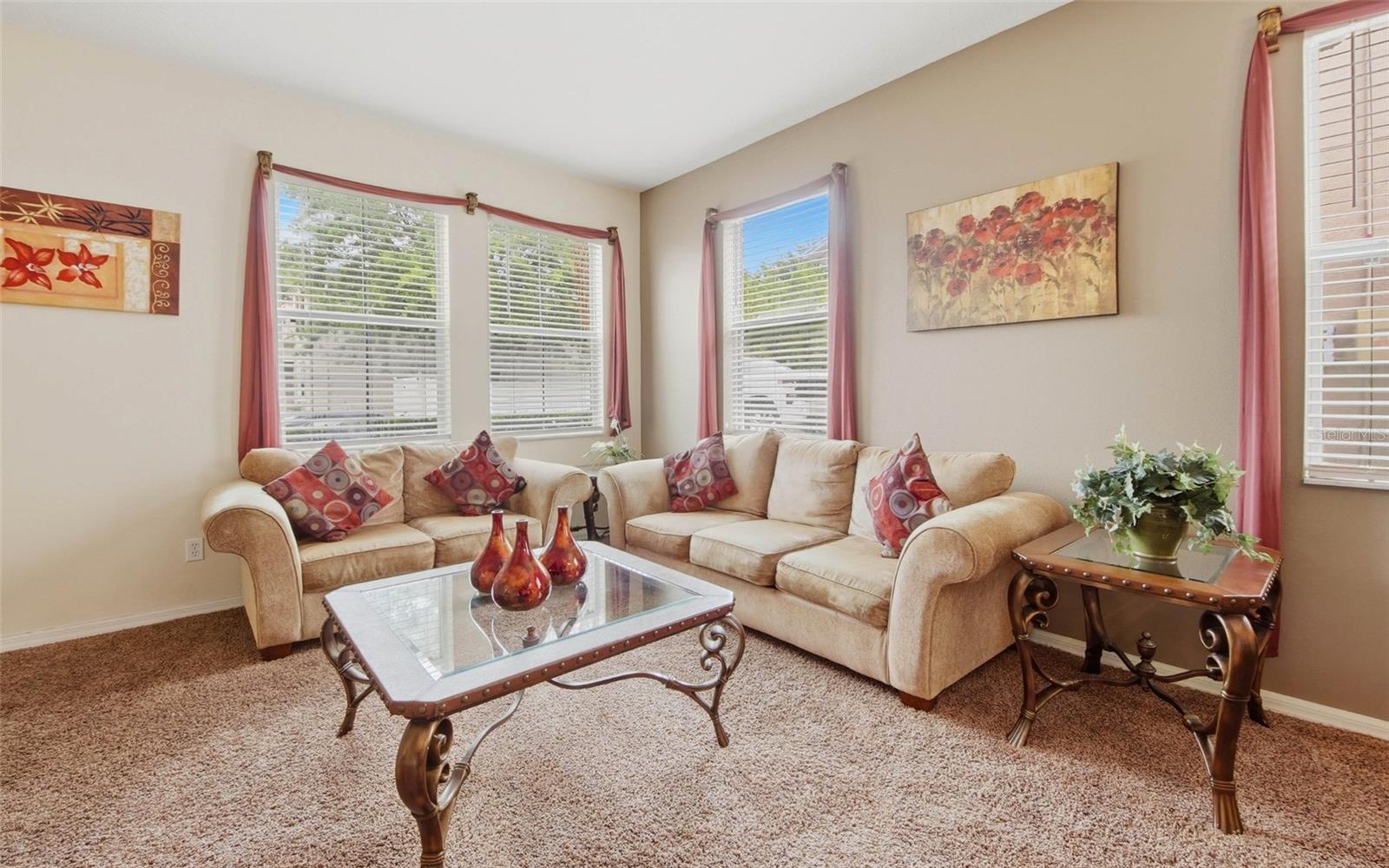 Image 3 of 32 For 111 Aldridge Lane