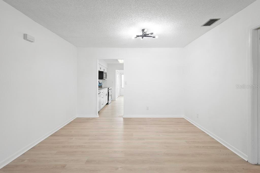 Image 27 of 42 For 11200 102nd Avenue 74