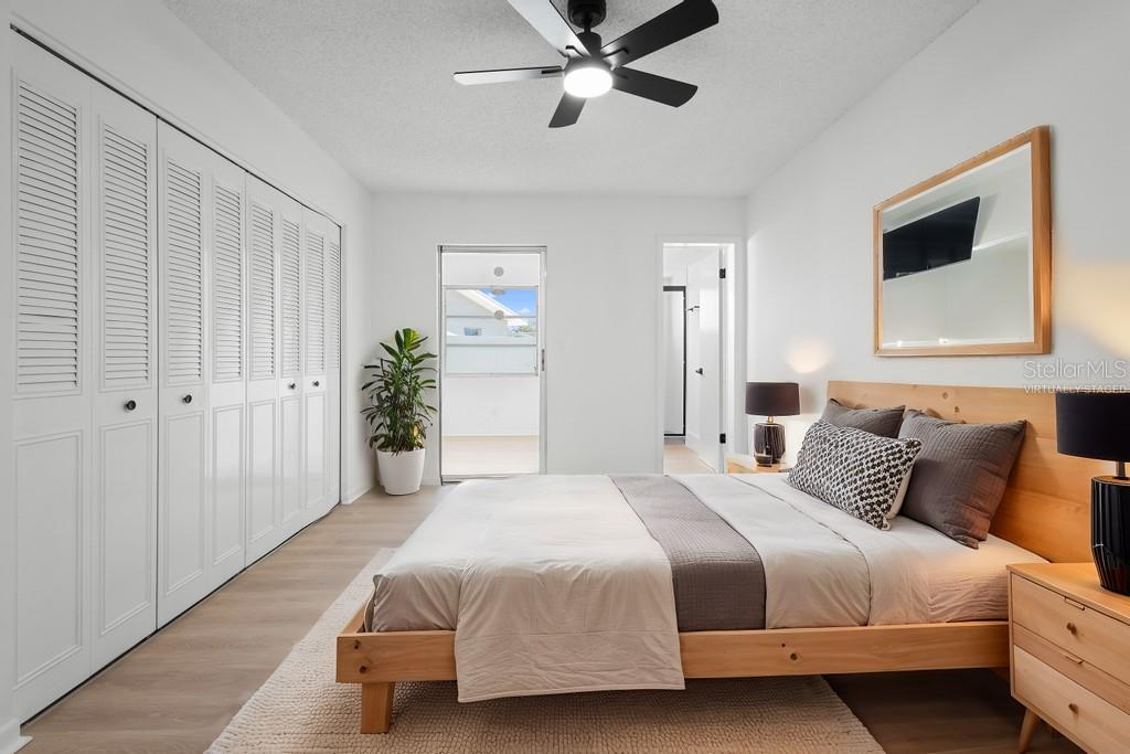 Image 7 of 42 For 11200 102nd Avenue 74