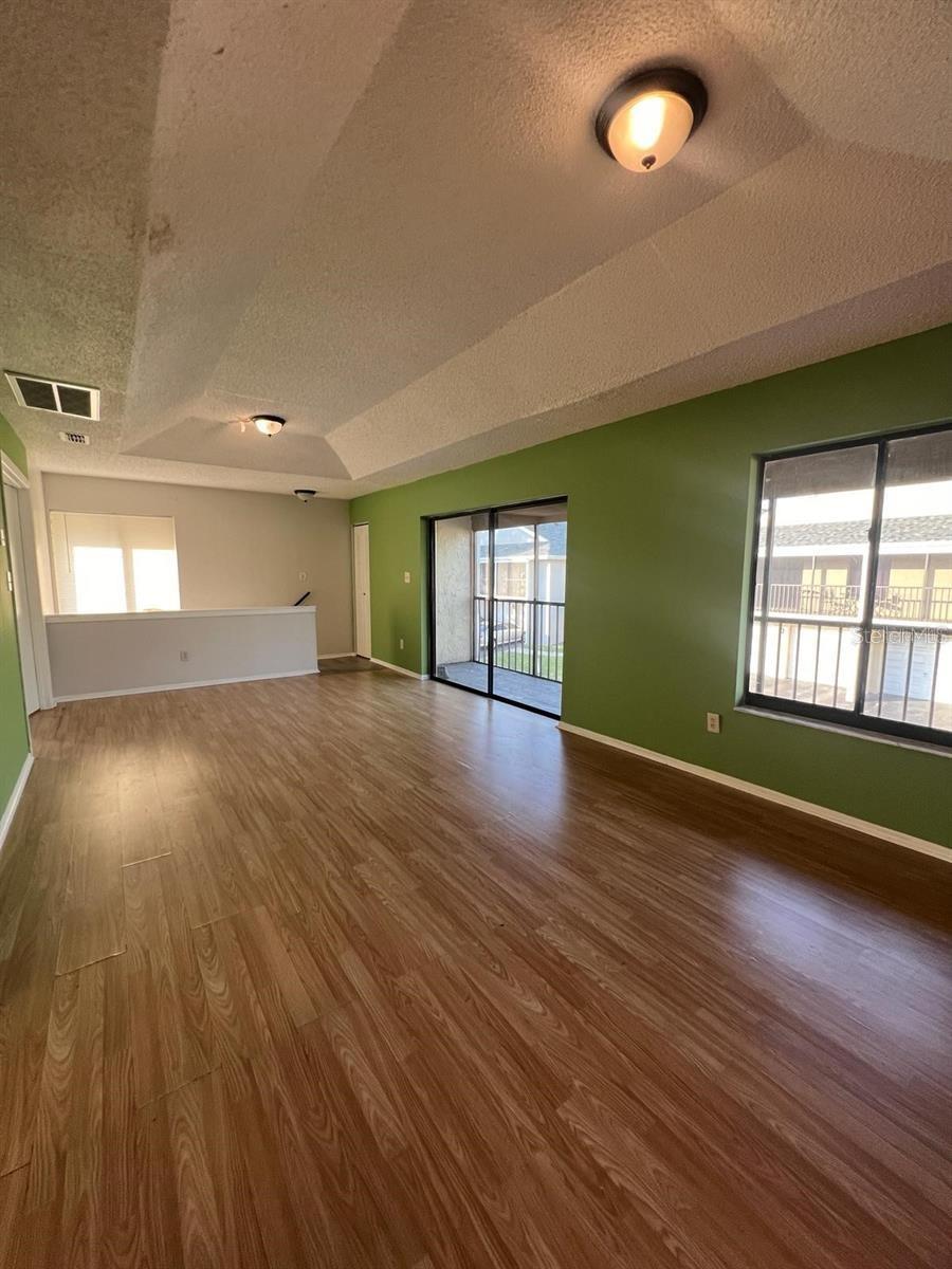 Image 4 of 14 For 4334 Pinebark Avenue 79-1