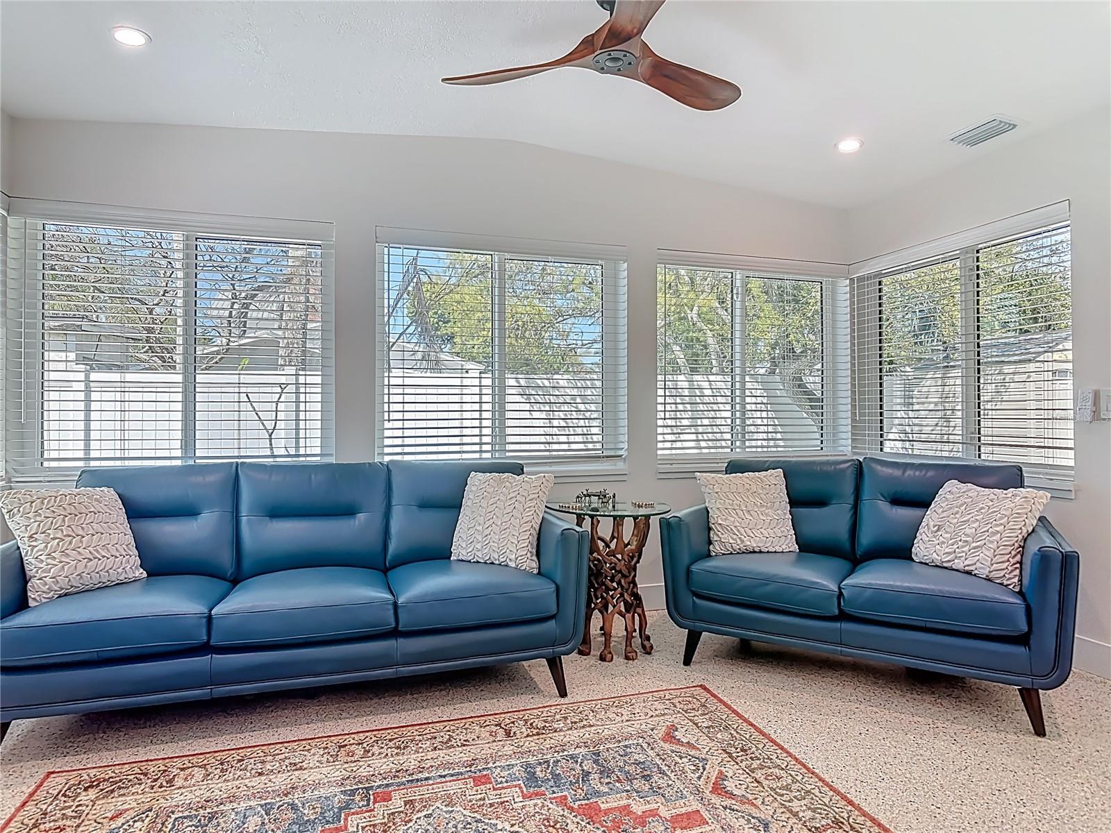 Image 29 of 43 For 214 Condict Drive